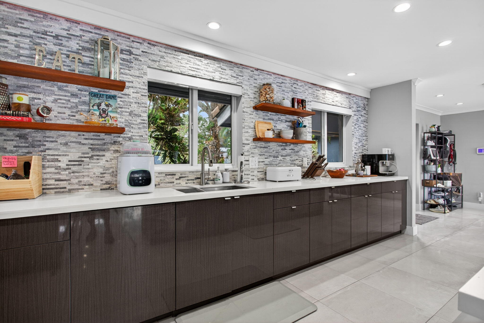 2732 NE 35th Fort Lauderdale, FL 33308