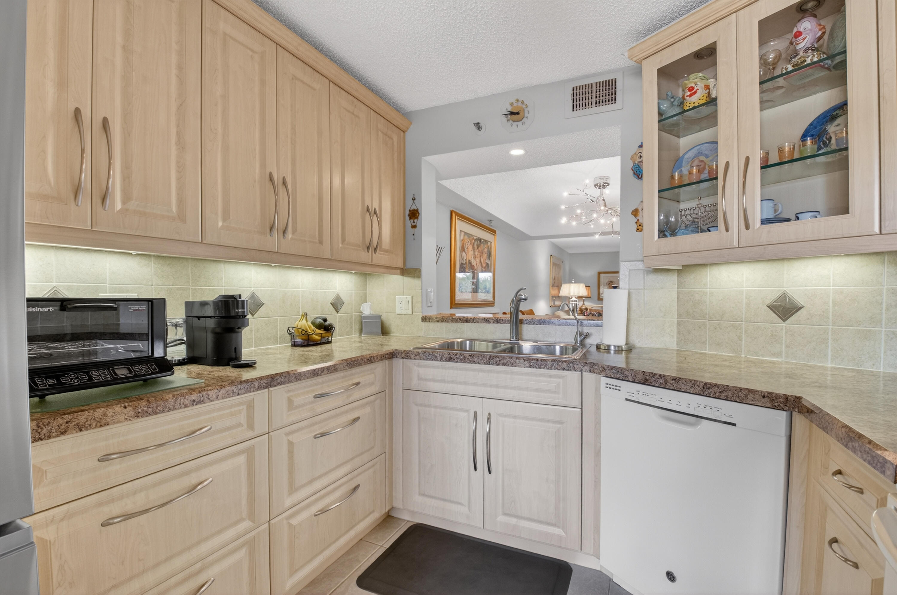 9260 SW 14th #2207 Boca Raton, FL 33428