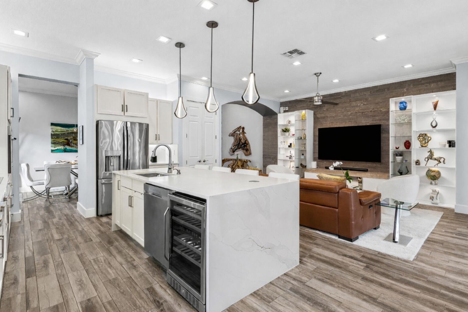 2945 Bellarosa Royal Palm Beach, FL 33411