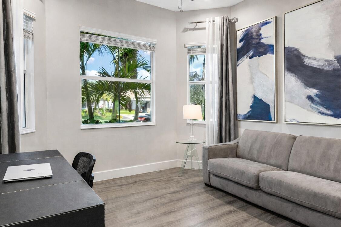 2945 Bellarosa Royal Palm Beach, FL 33411