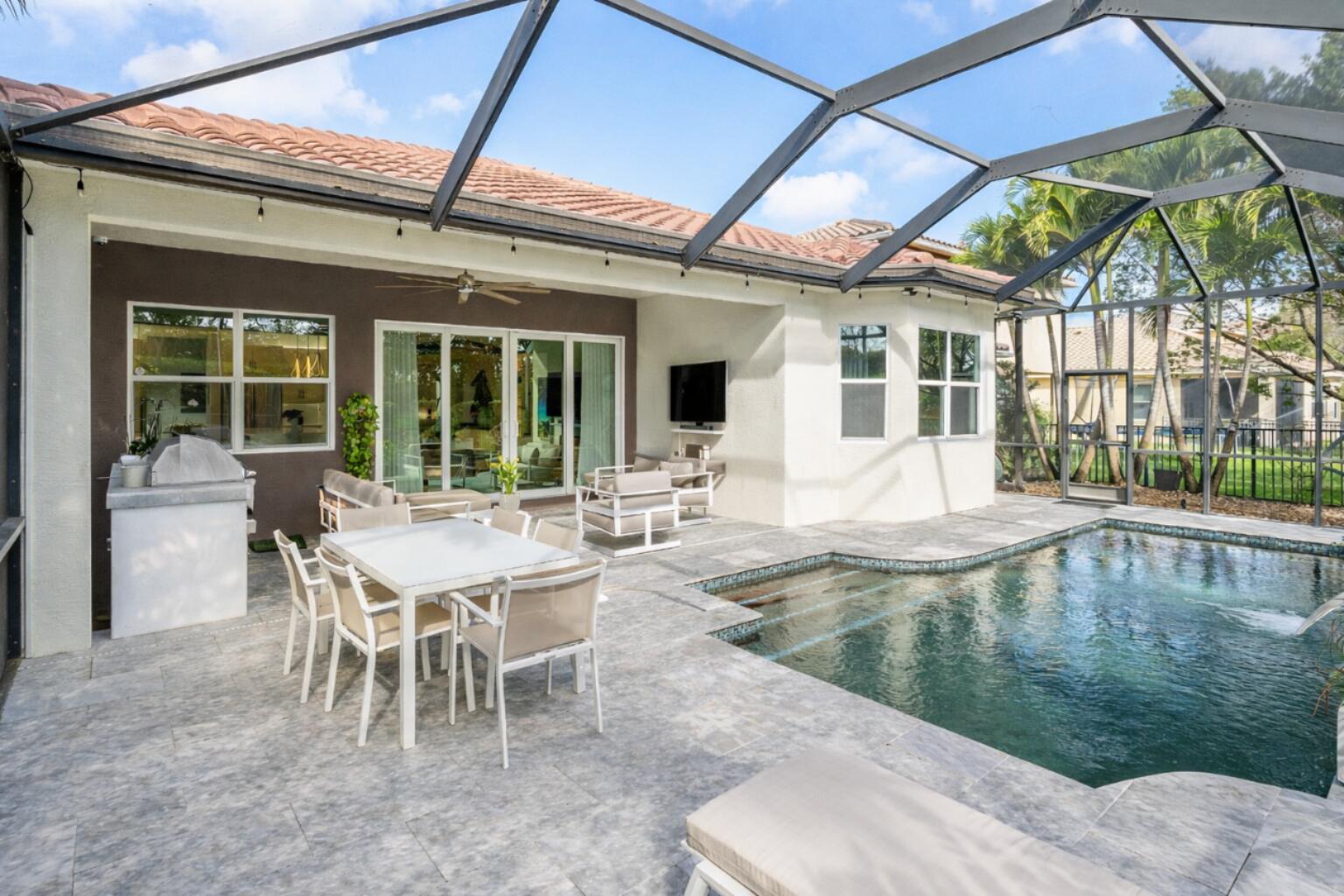 2945 Bellarosa Royal Palm Beach, FL 33411