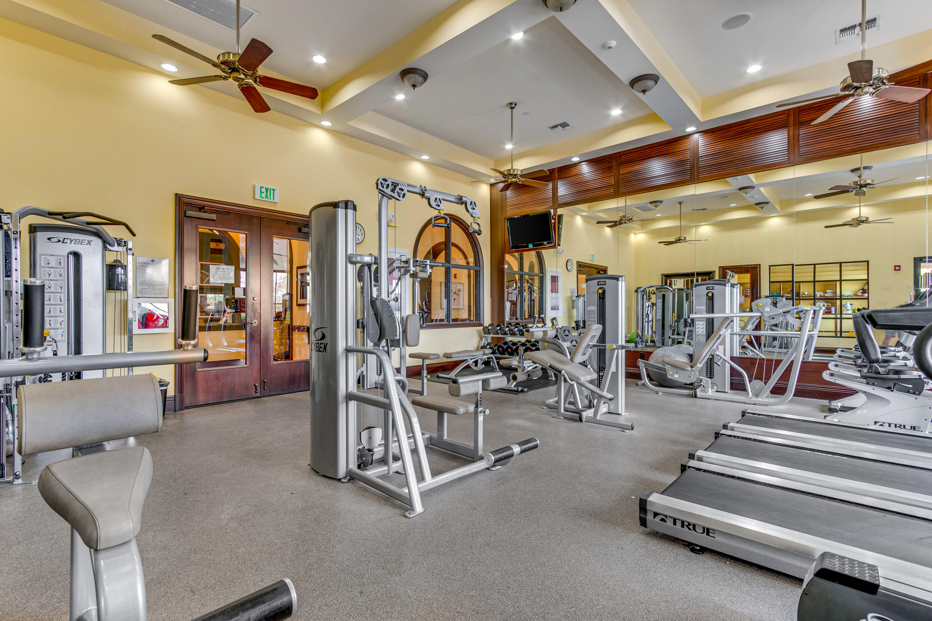 2945 Bellarosa Royal Palm Beach, FL 33411