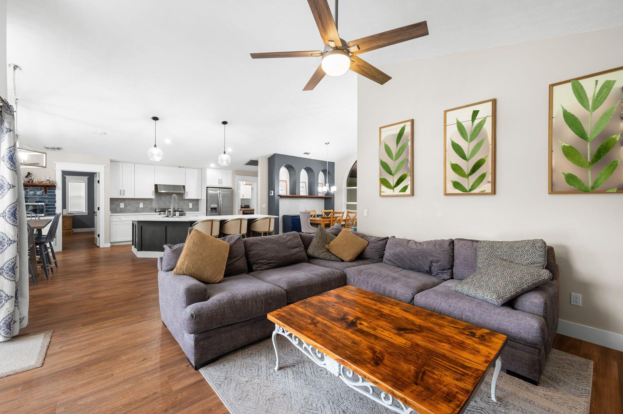 407 SW Locust Port St Lucie, FL 34986