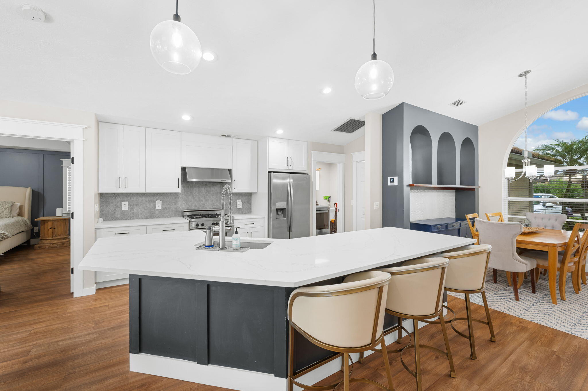 407 SW Locust Port St Lucie, FL 34986