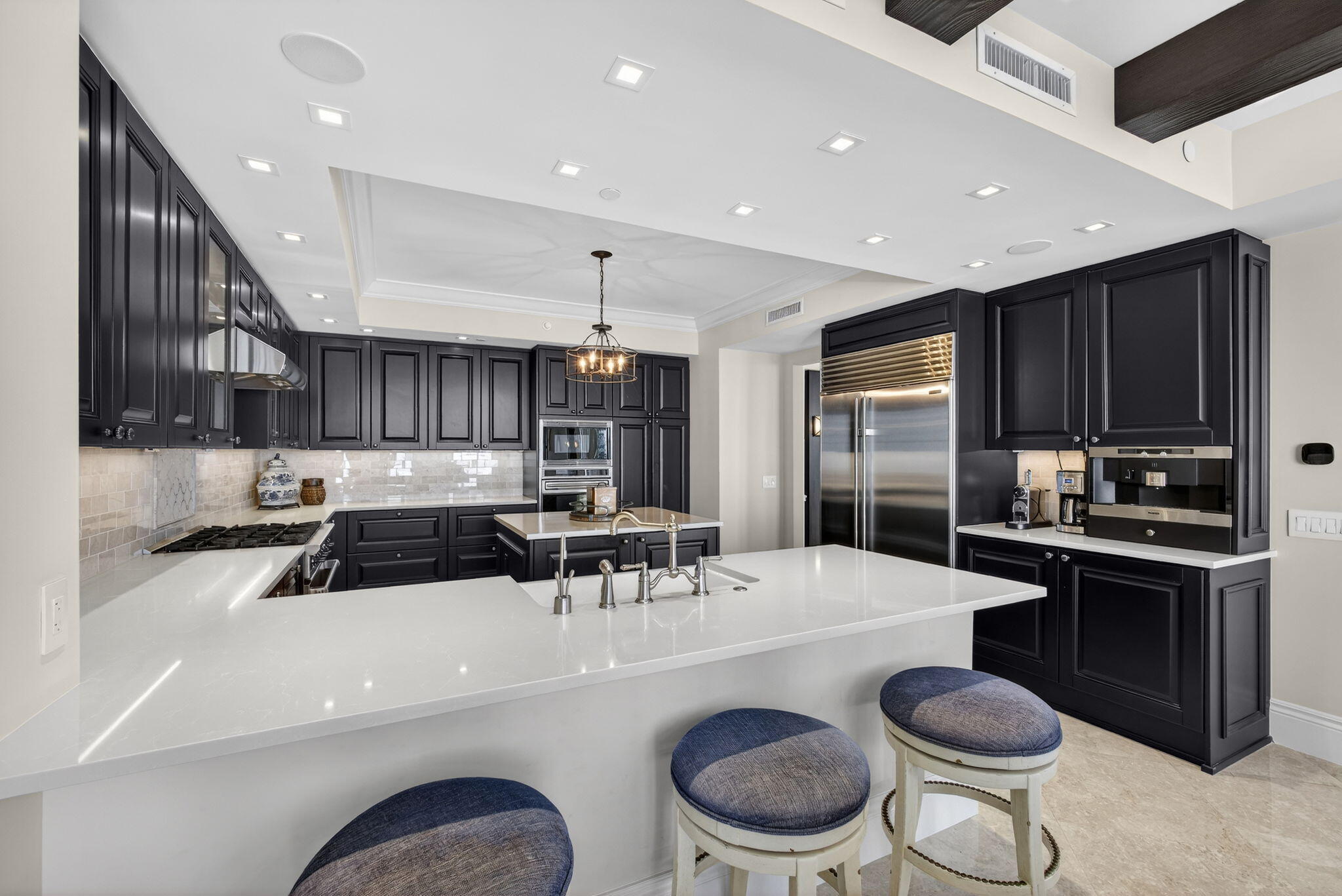 2700 N Ocean #1401a Riviera Beach, FL 33404