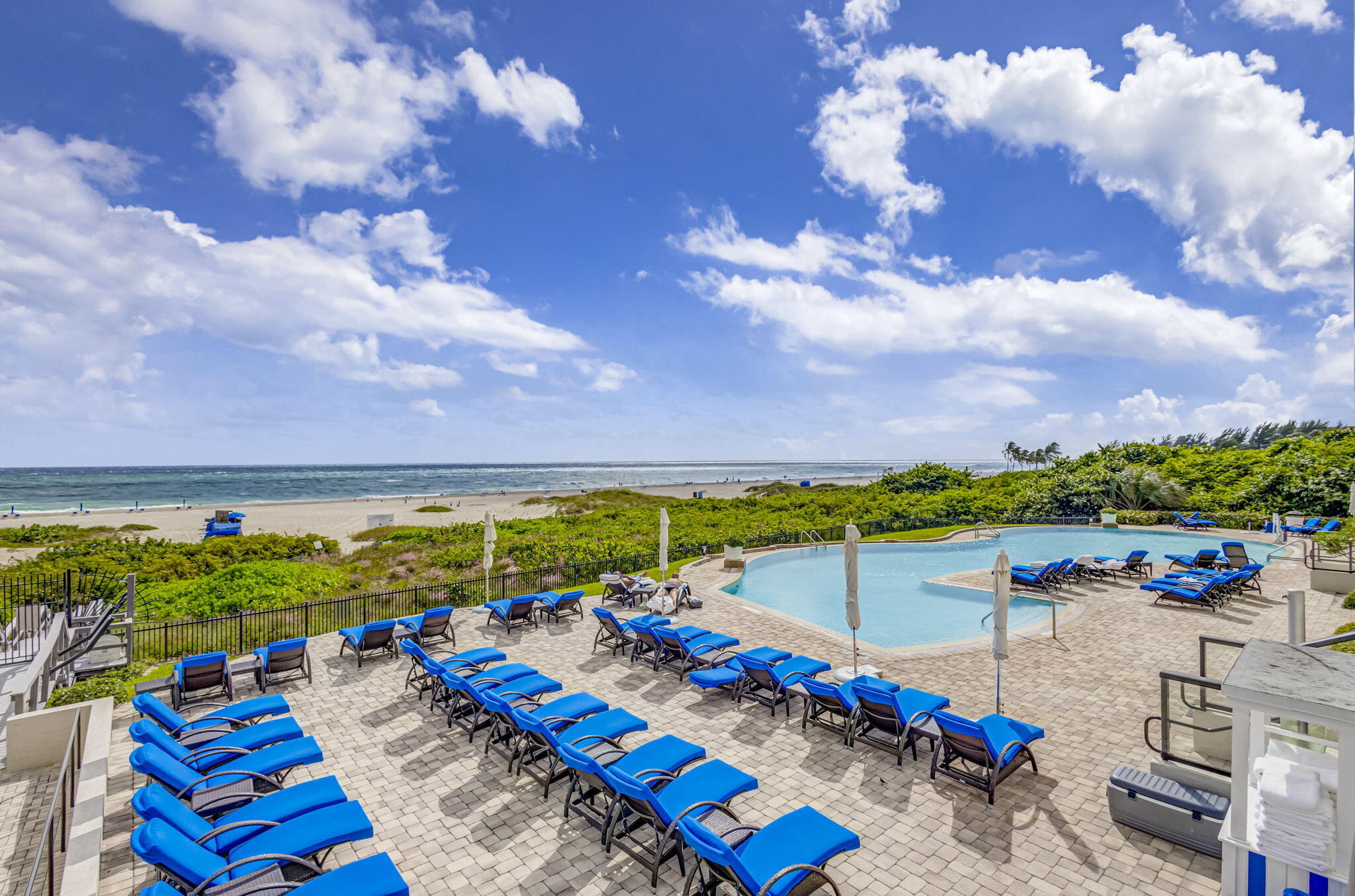 2700 N Ocean #1401a Riviera Beach, FL 33404