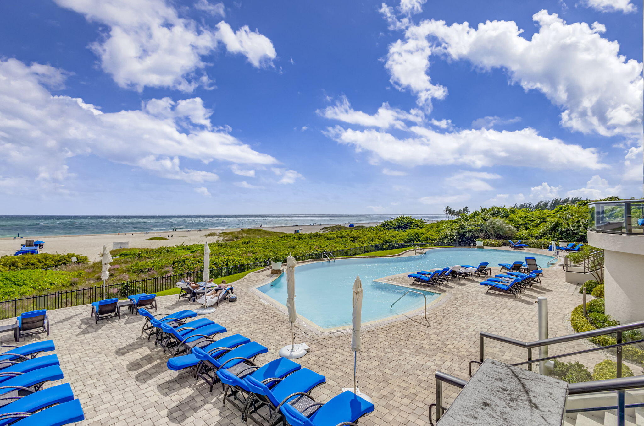 2700 N Ocean #1401a Riviera Beach, FL 33404