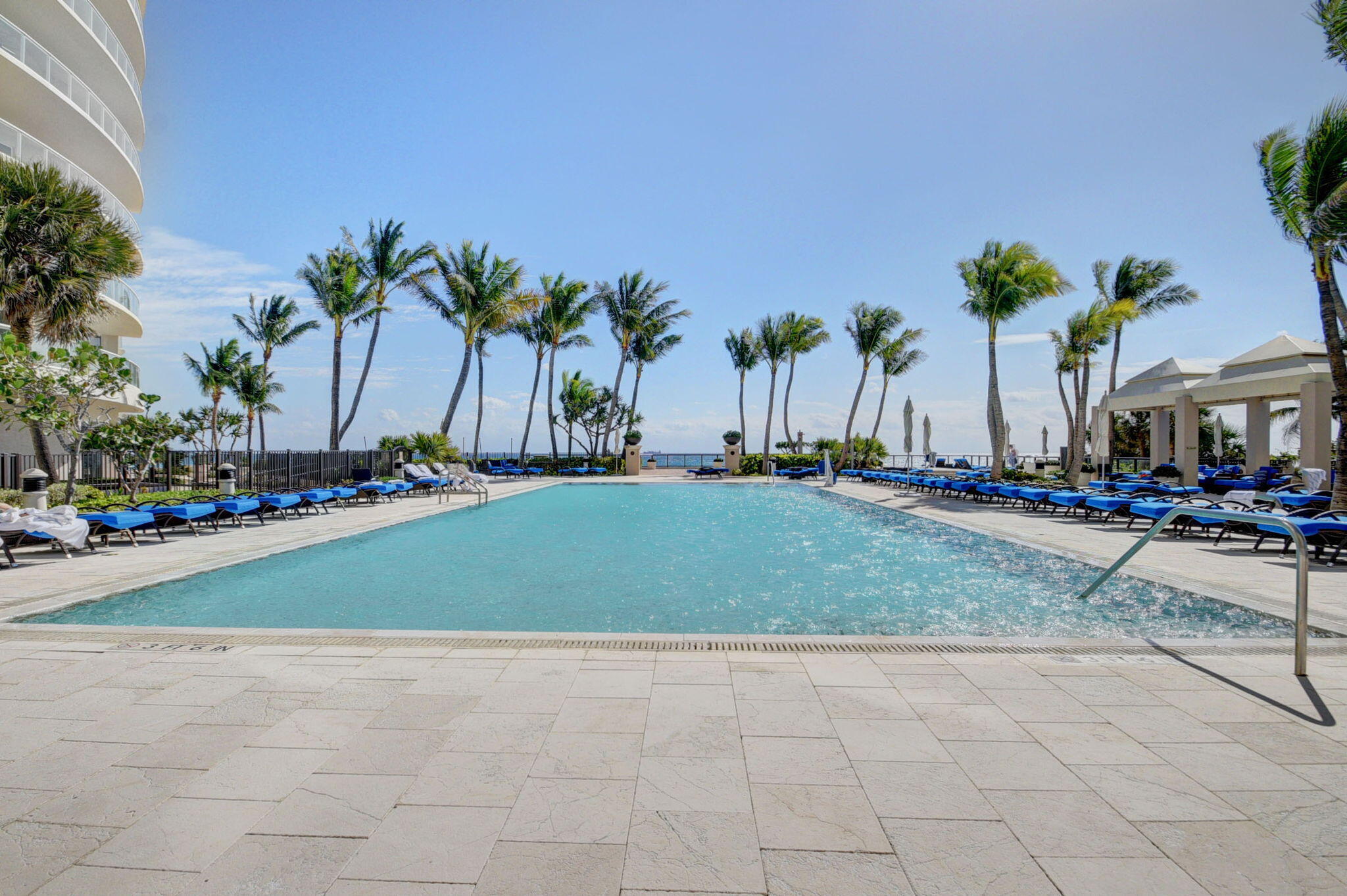 2700 N Ocean #1401a Riviera Beach, FL 33404