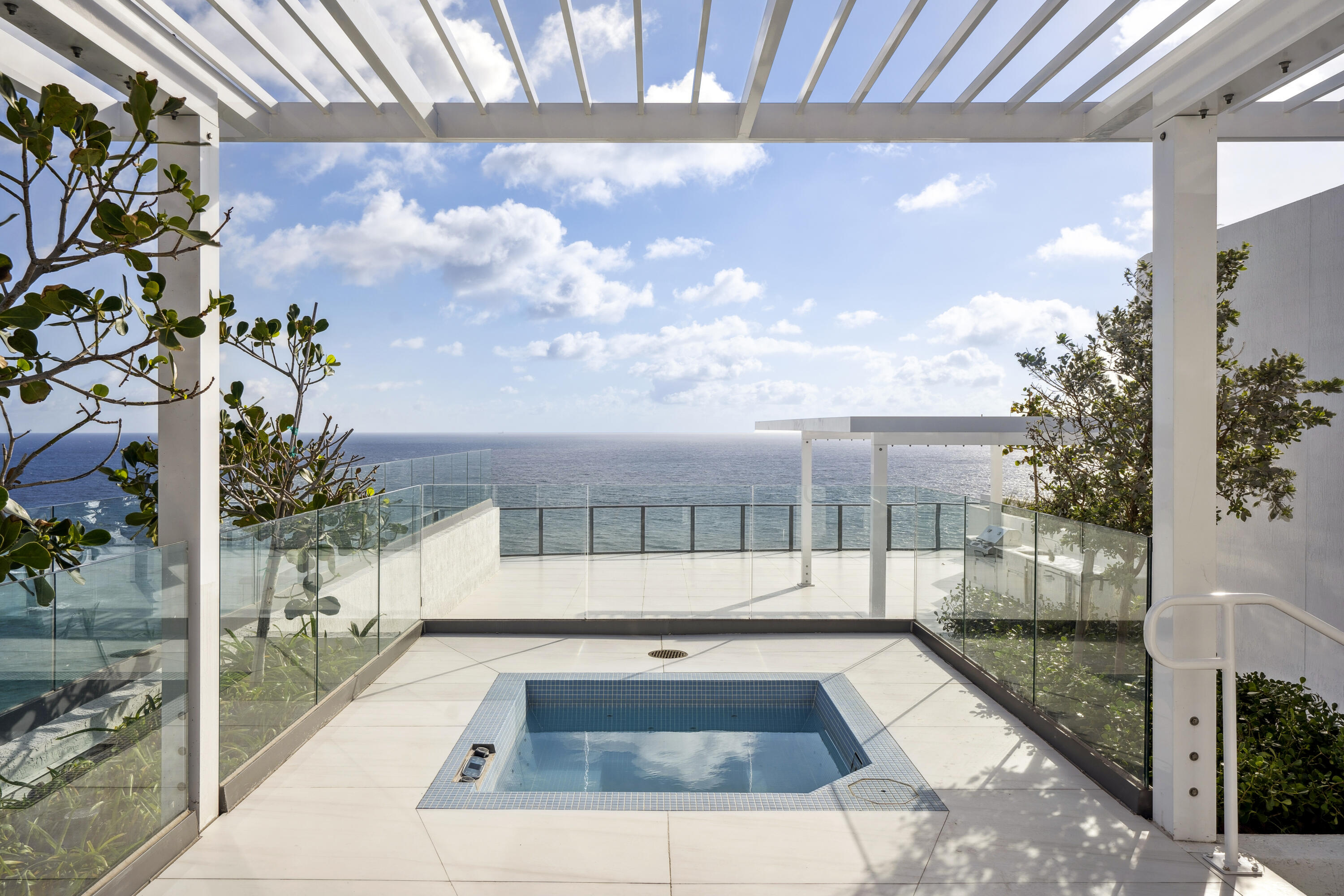 1116 N Ocean #Uph03 Pompano Beach, FL 33062