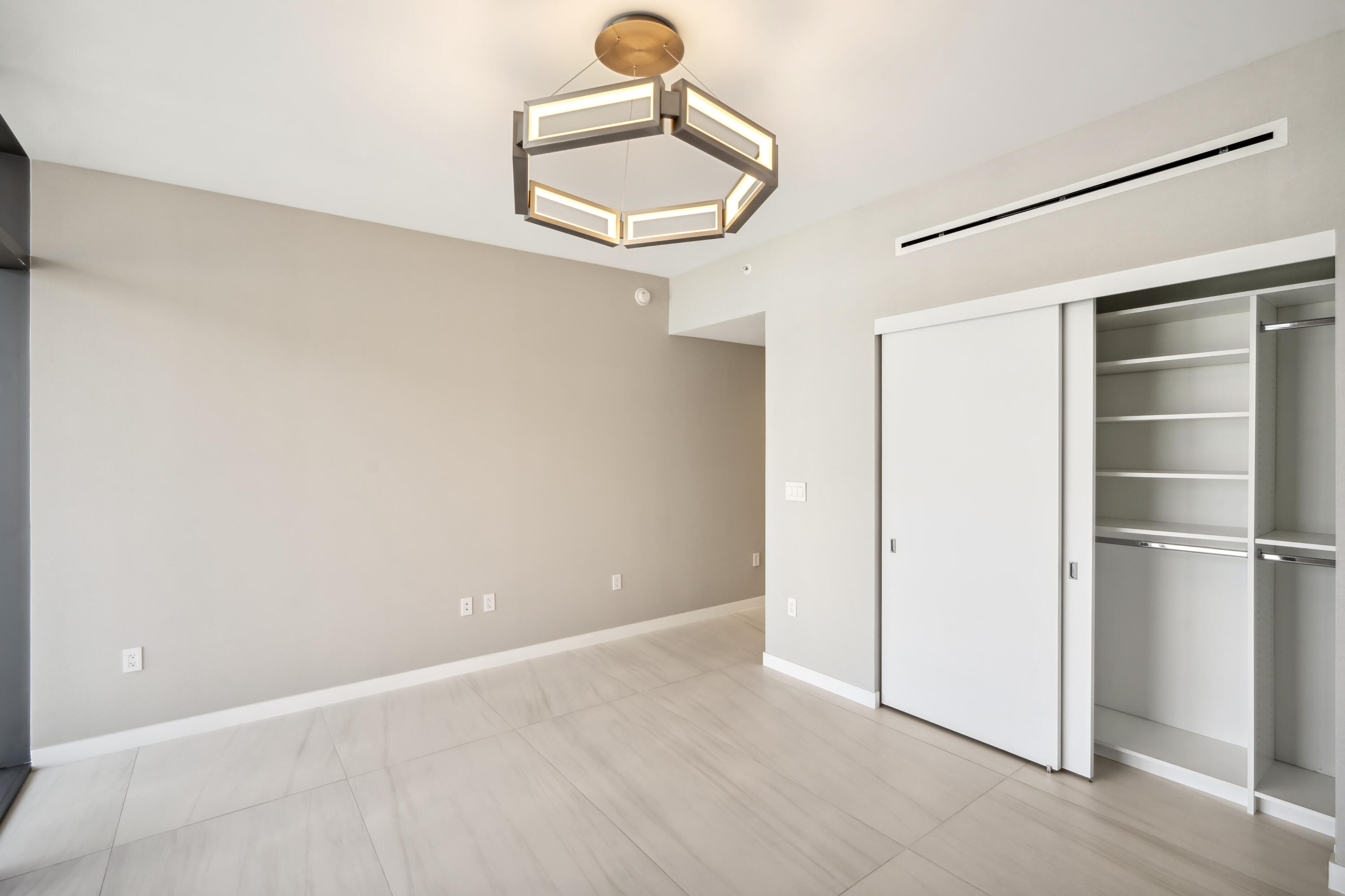 1116 N Ocean #Uph03 Pompano Beach, FL 33062