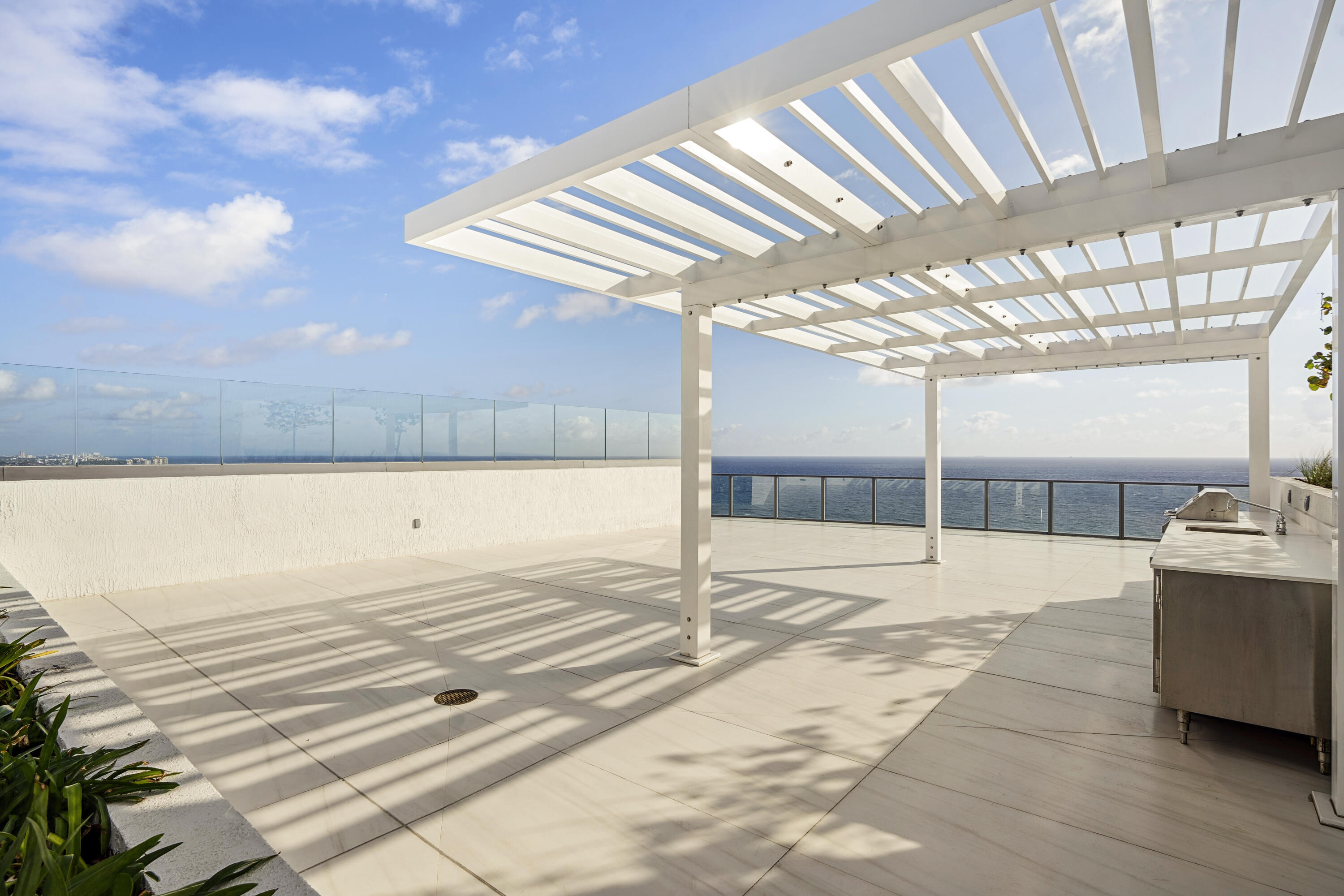 1116 N Ocean #Uph03 Pompano Beach, FL 33062