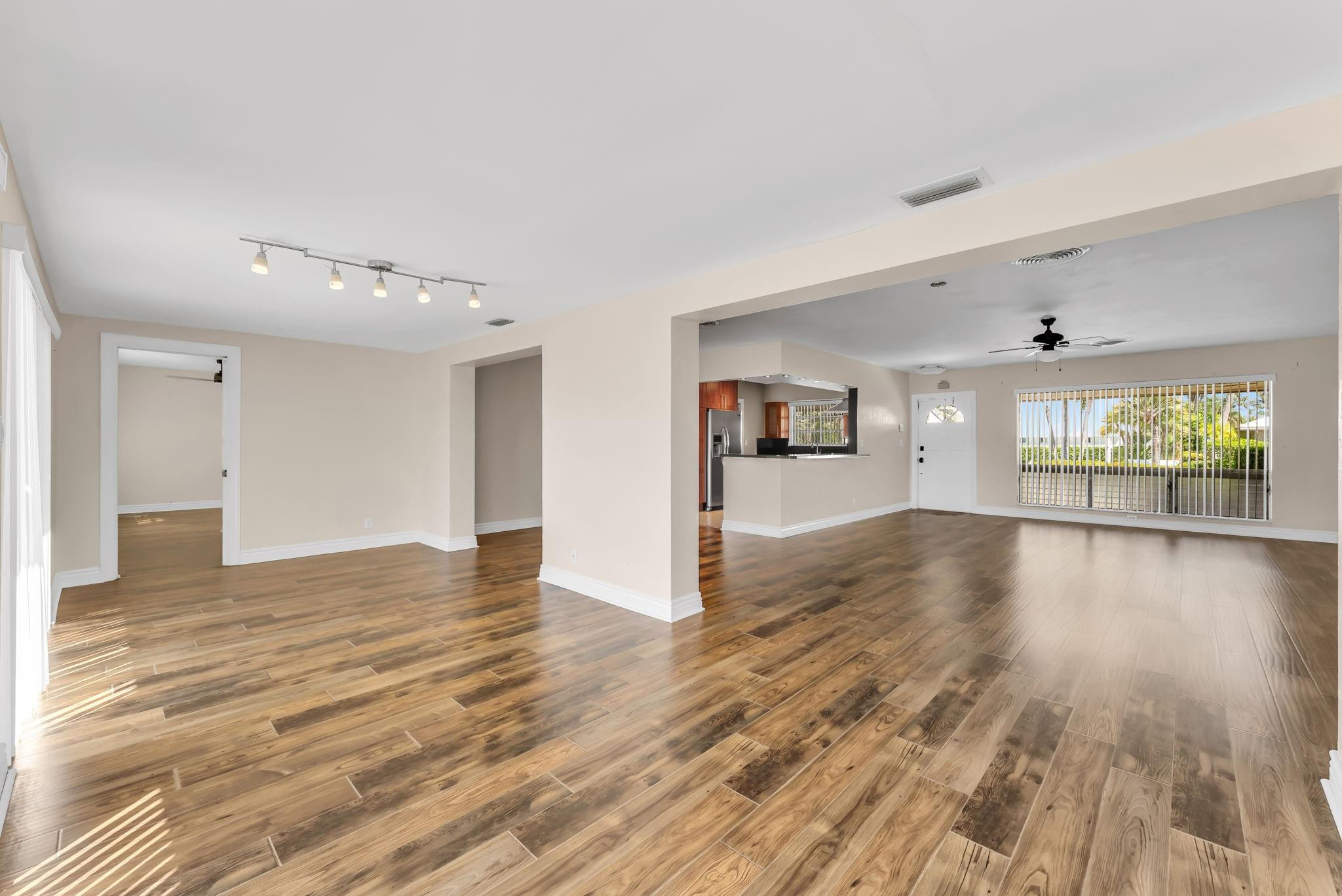 2940 NE 19th Pompano Beach, FL 33062