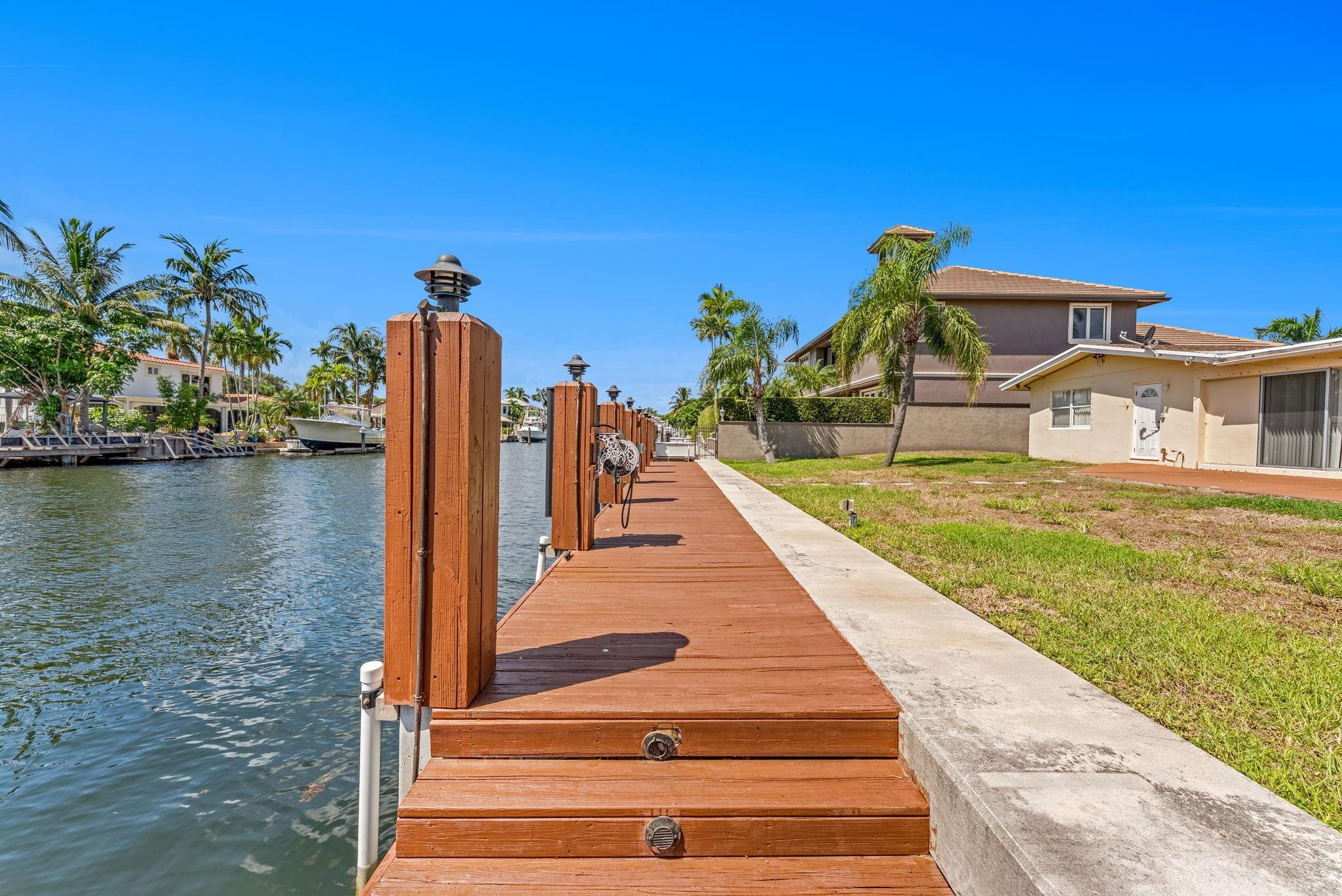 2940 NE 19th Pompano Beach, FL 33062
