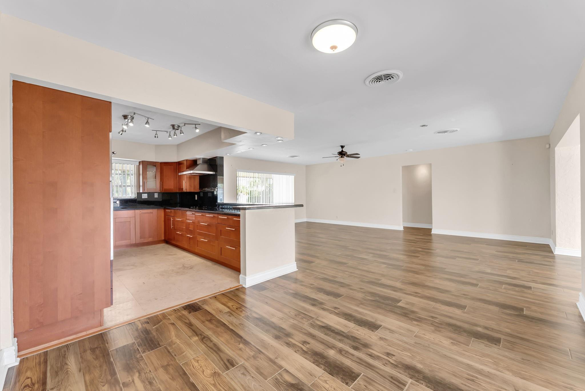2940 NE 19th Pompano Beach, FL 33062