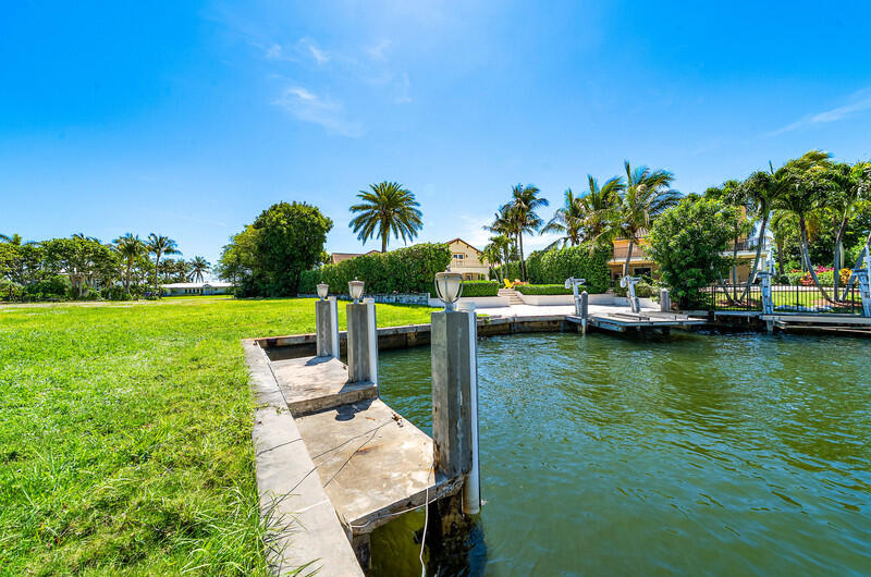 103 Bonito Ocean Ridge, FL 33435