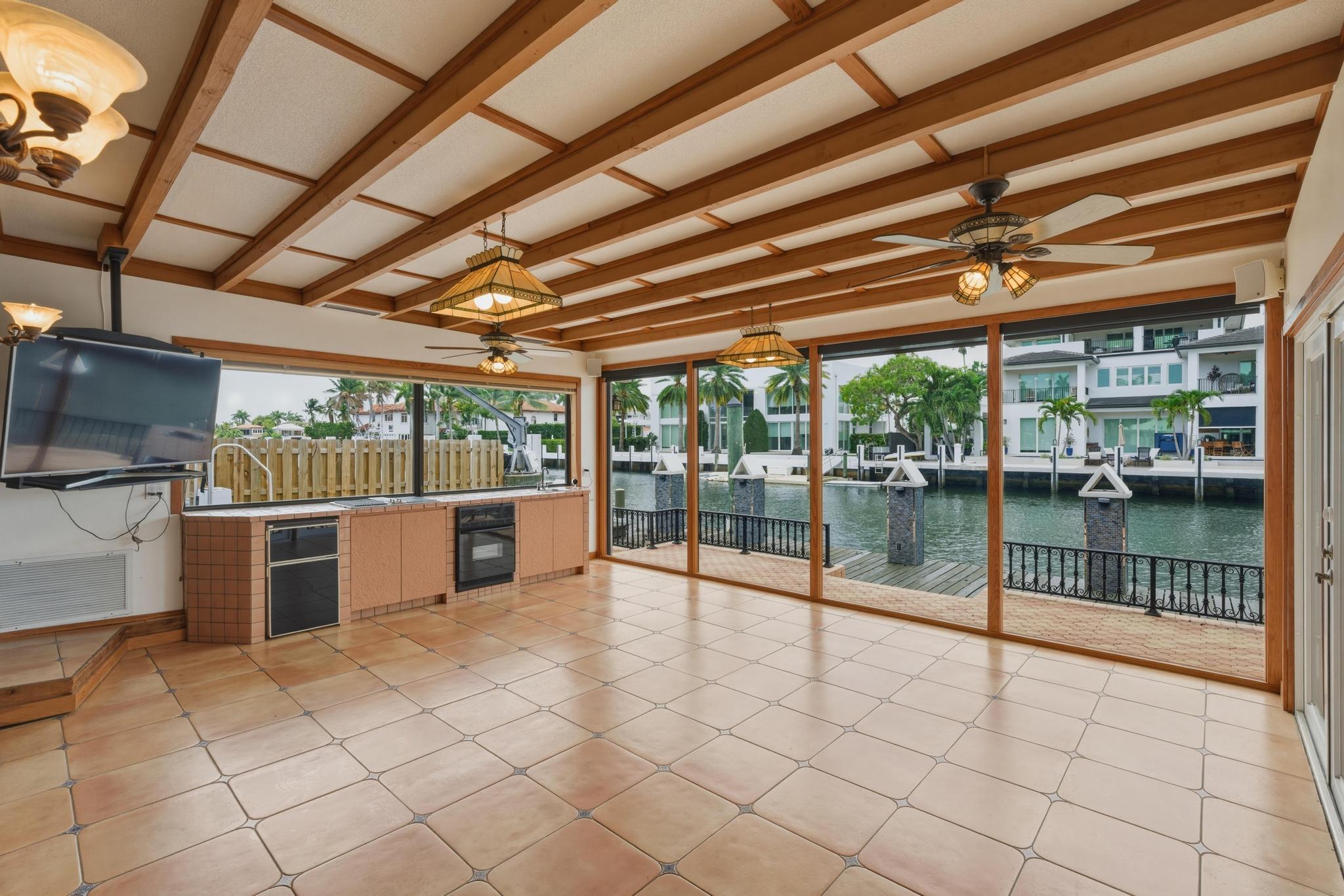 449 Bontona Fort Lauderdale, FL 33301