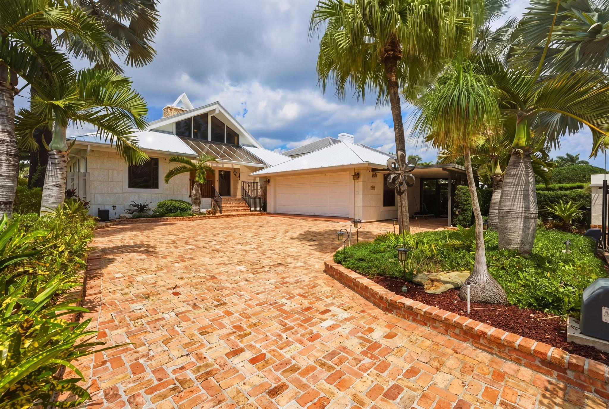 449 Bontona Fort Lauderdale, FL 33301