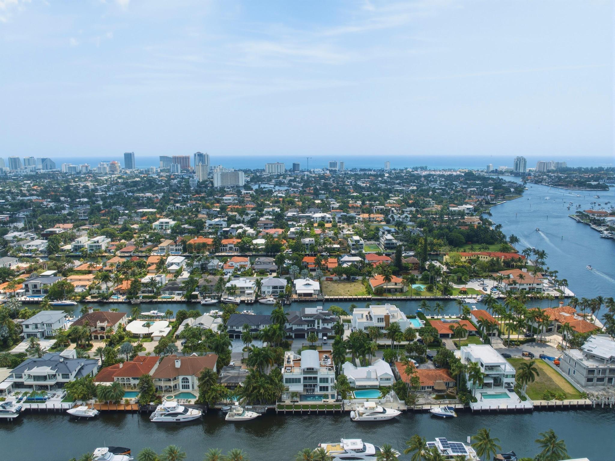 449 Bontona Fort Lauderdale, FL 33301