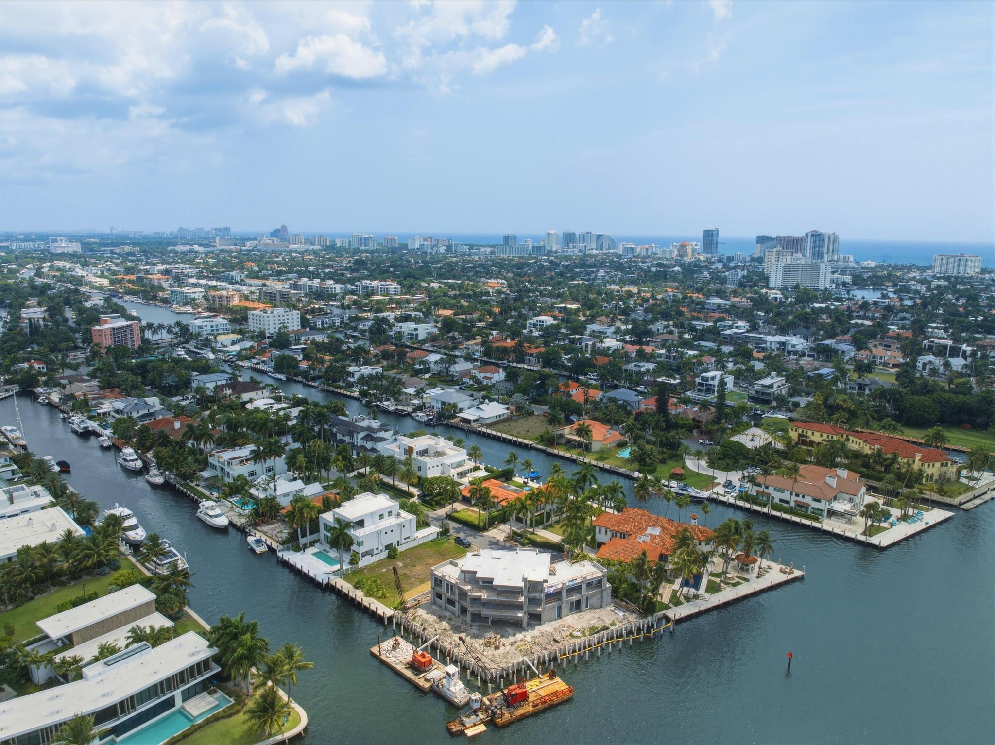 449 Bontona Fort Lauderdale, FL 33301
