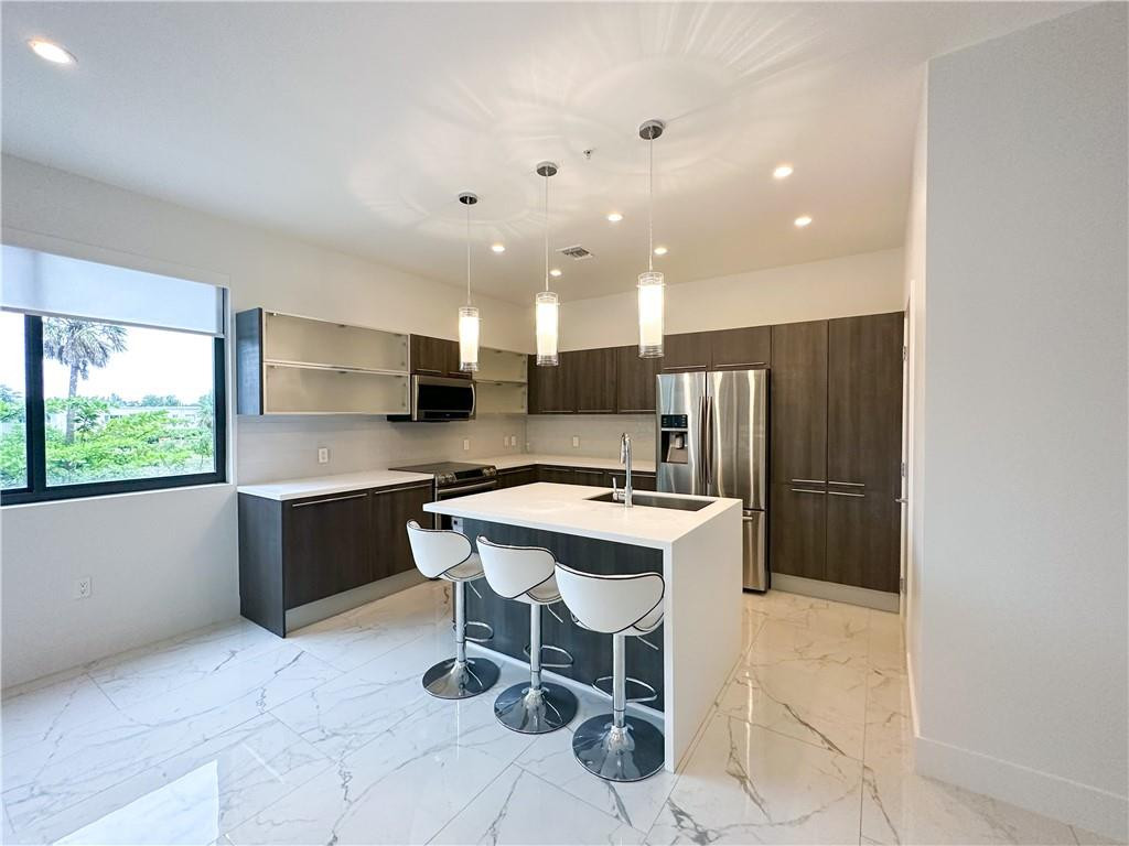 113 SE 1st