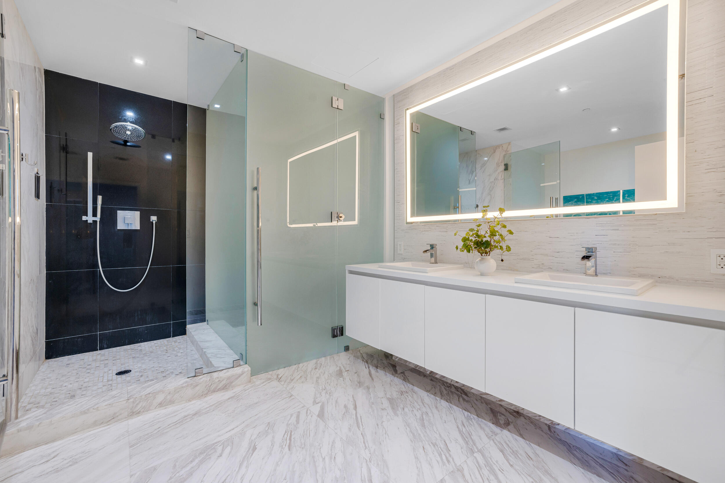 701 N Fort Lauderdale Bch #406 Fort Lauderdale, FL 33304