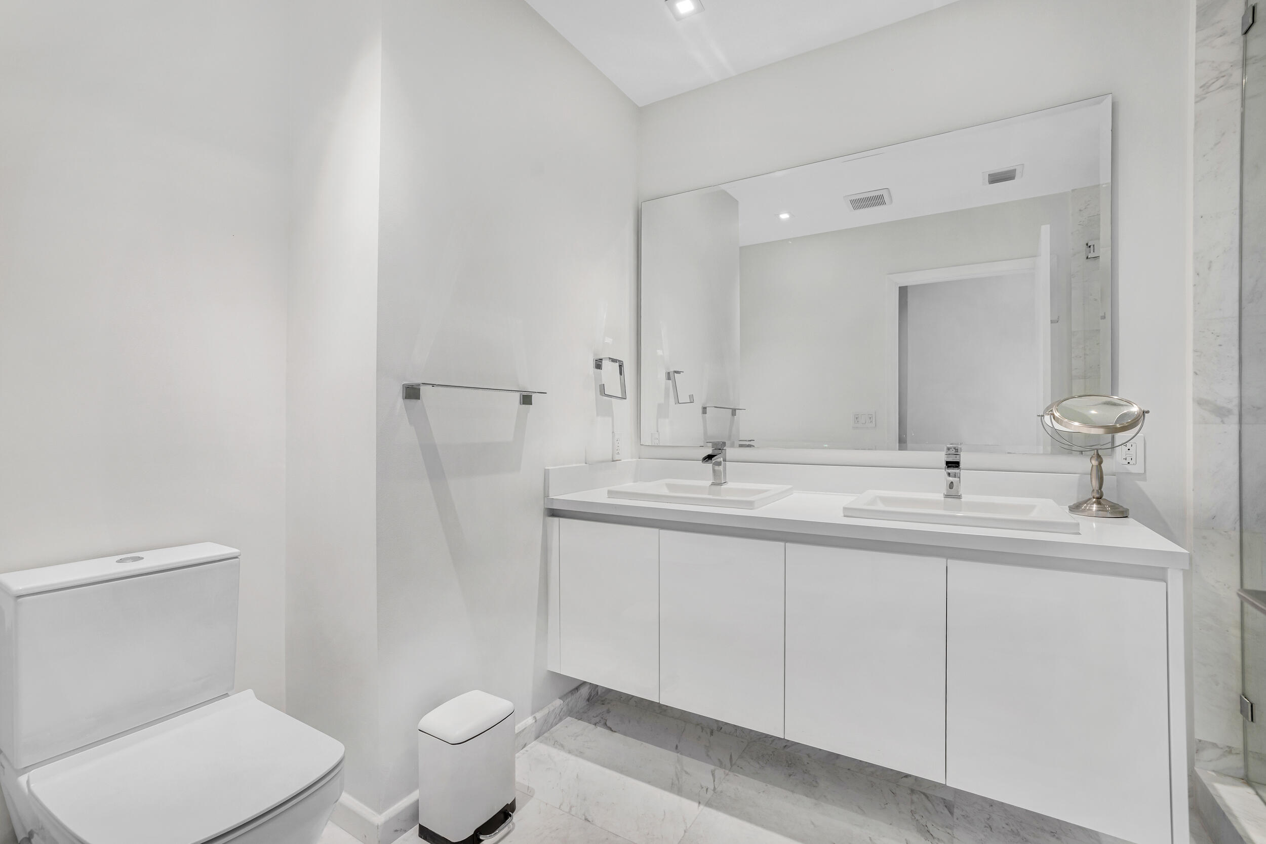 701 N Fort Lauderdale Bch #406 Fort Lauderdale, FL 33304