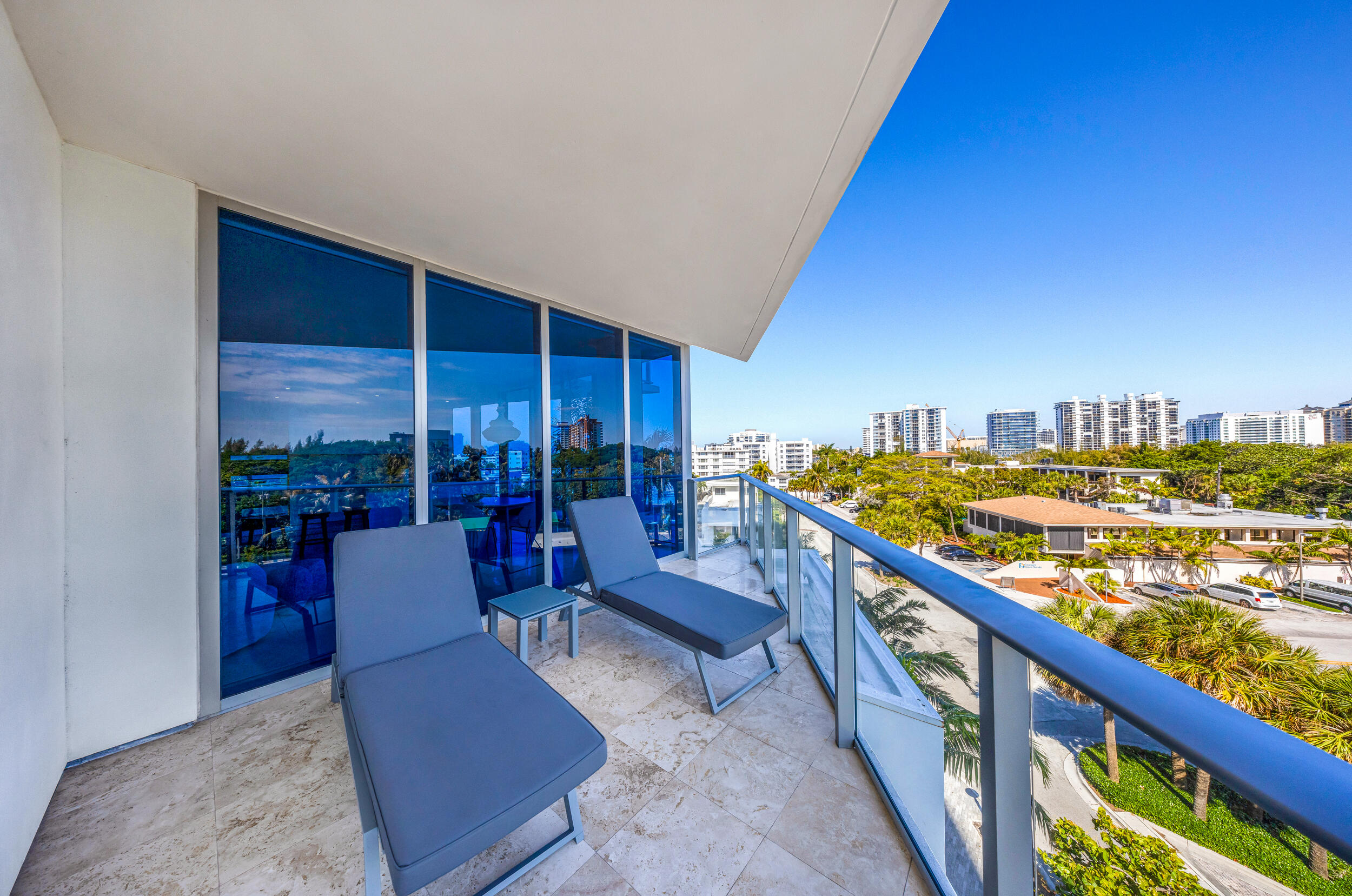 701 N Fort Lauderdale Bch #406 Fort Lauderdale, FL 33304