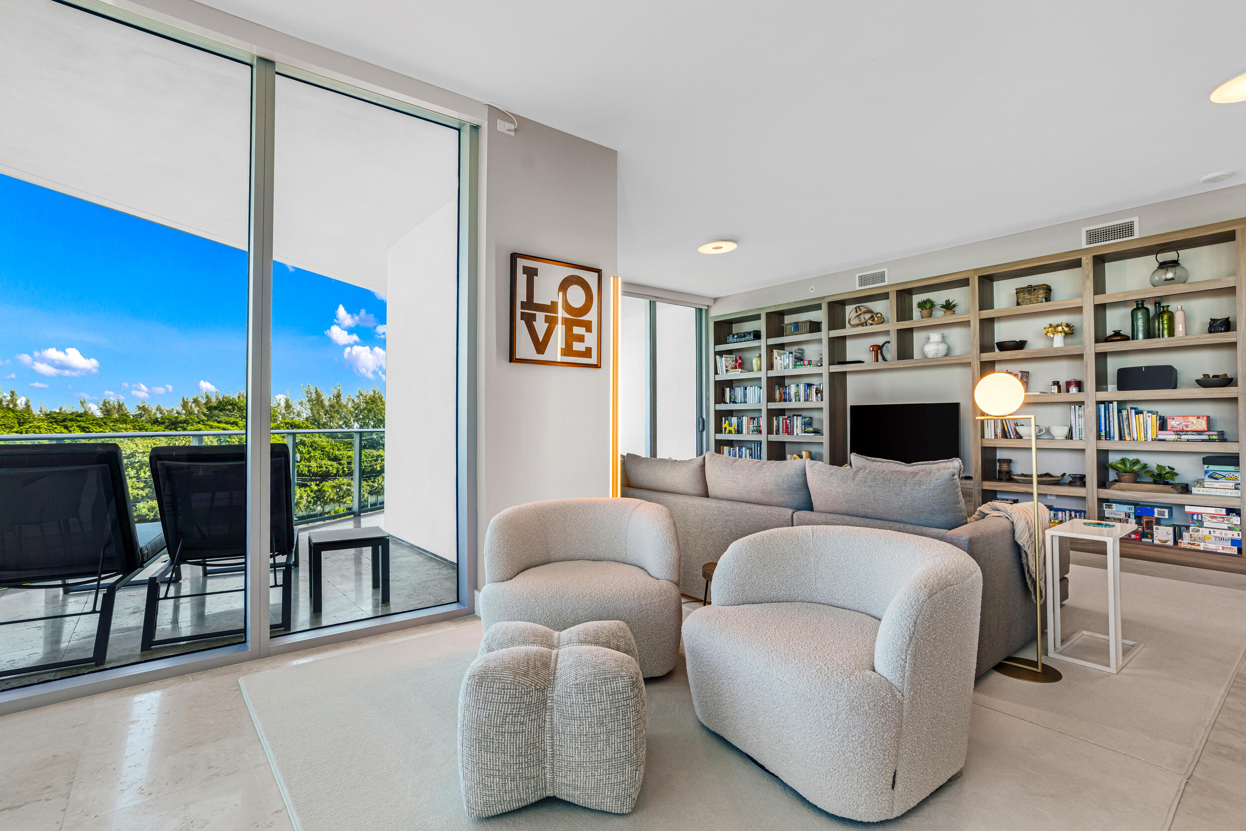 701 N Fort Lauderdale Bch #406 Fort Lauderdale, FL 33304