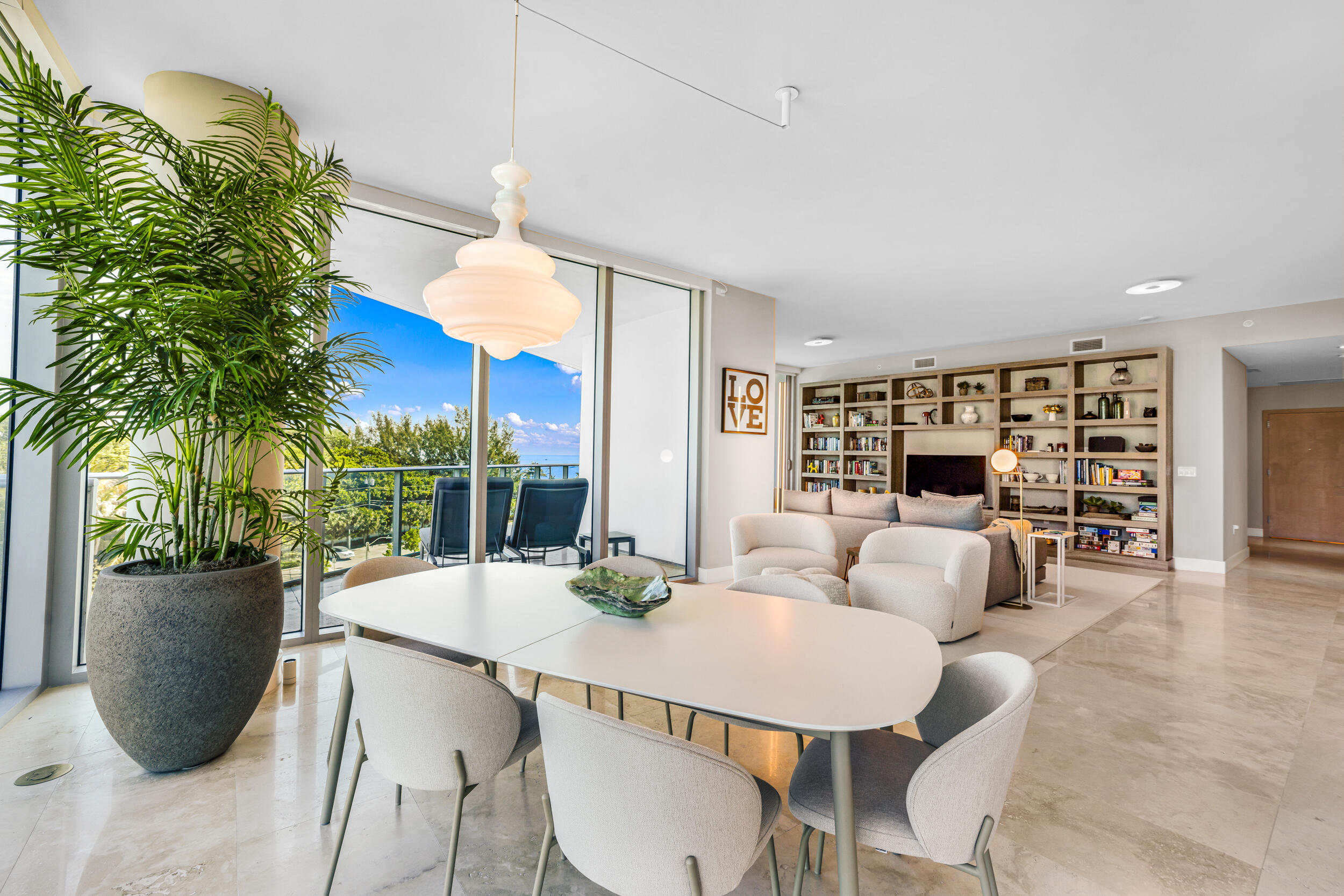 701 N Fort Lauderdale Bch #406 Fort Lauderdale, FL 33304