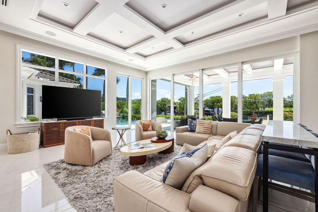 792 Harbour Isles West Palm Beach, FL 33410