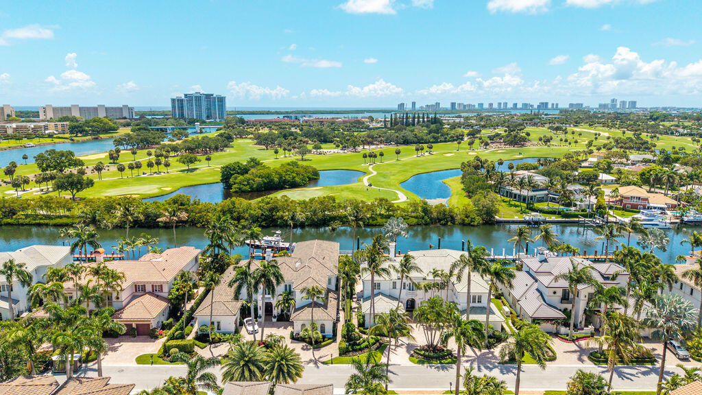792 Harbour Isles West Palm Beach, FL 33410