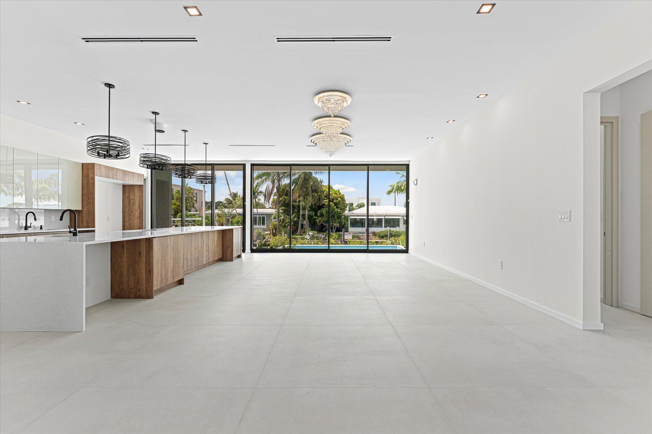 1201 Guava Fort Lauderdale, FL 33315