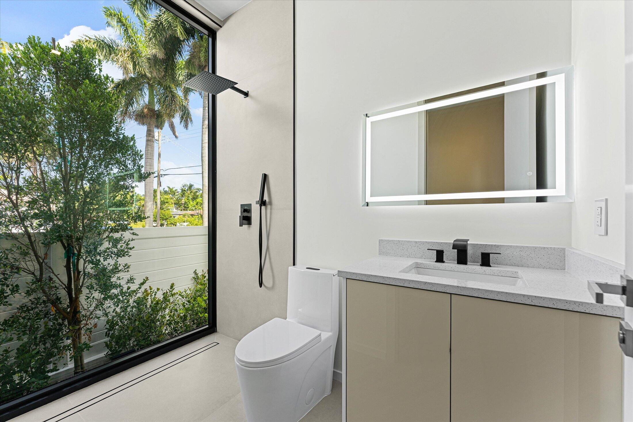 1201 Guava Fort Lauderdale, FL 33315