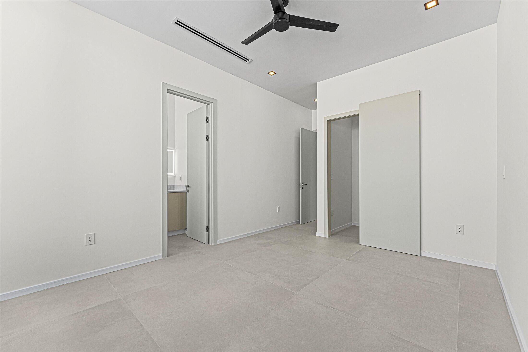 1201 Guava Fort Lauderdale, FL 33315