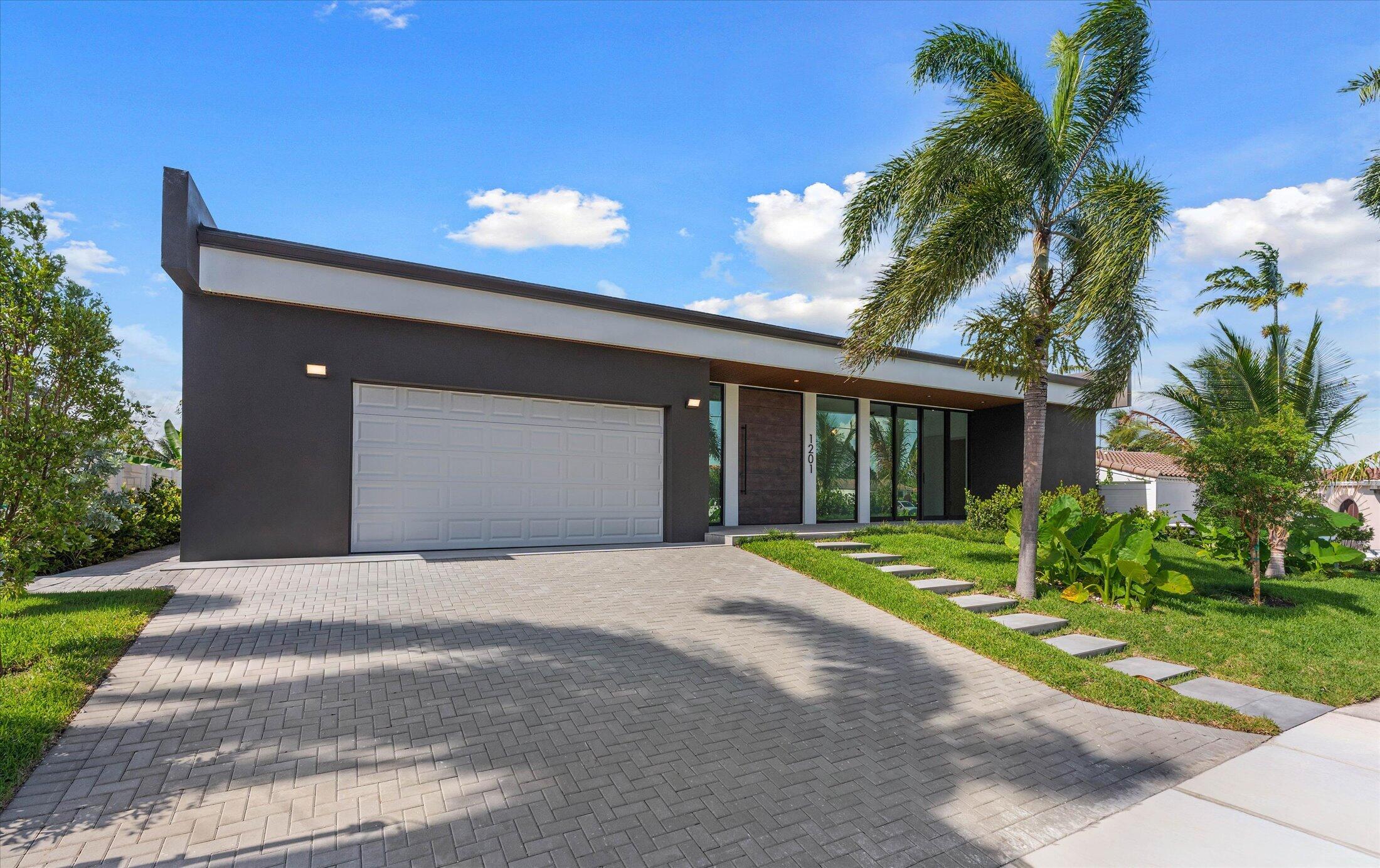 1201 Guava Fort Lauderdale, FL 33315
