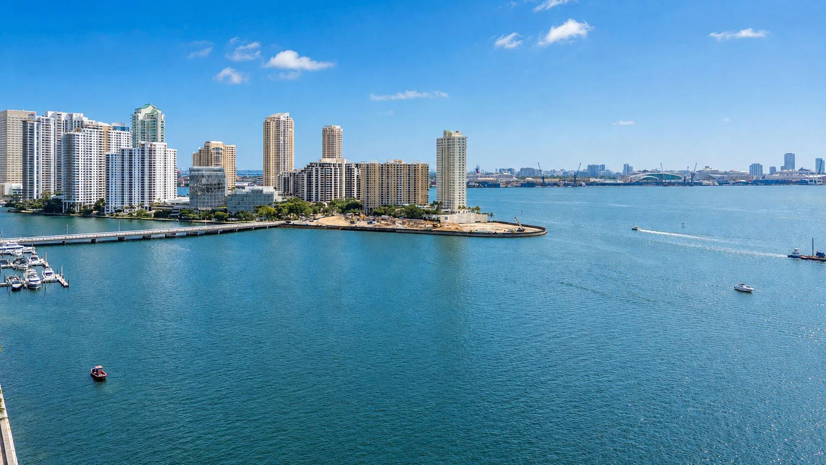image The Mark on Brickell32