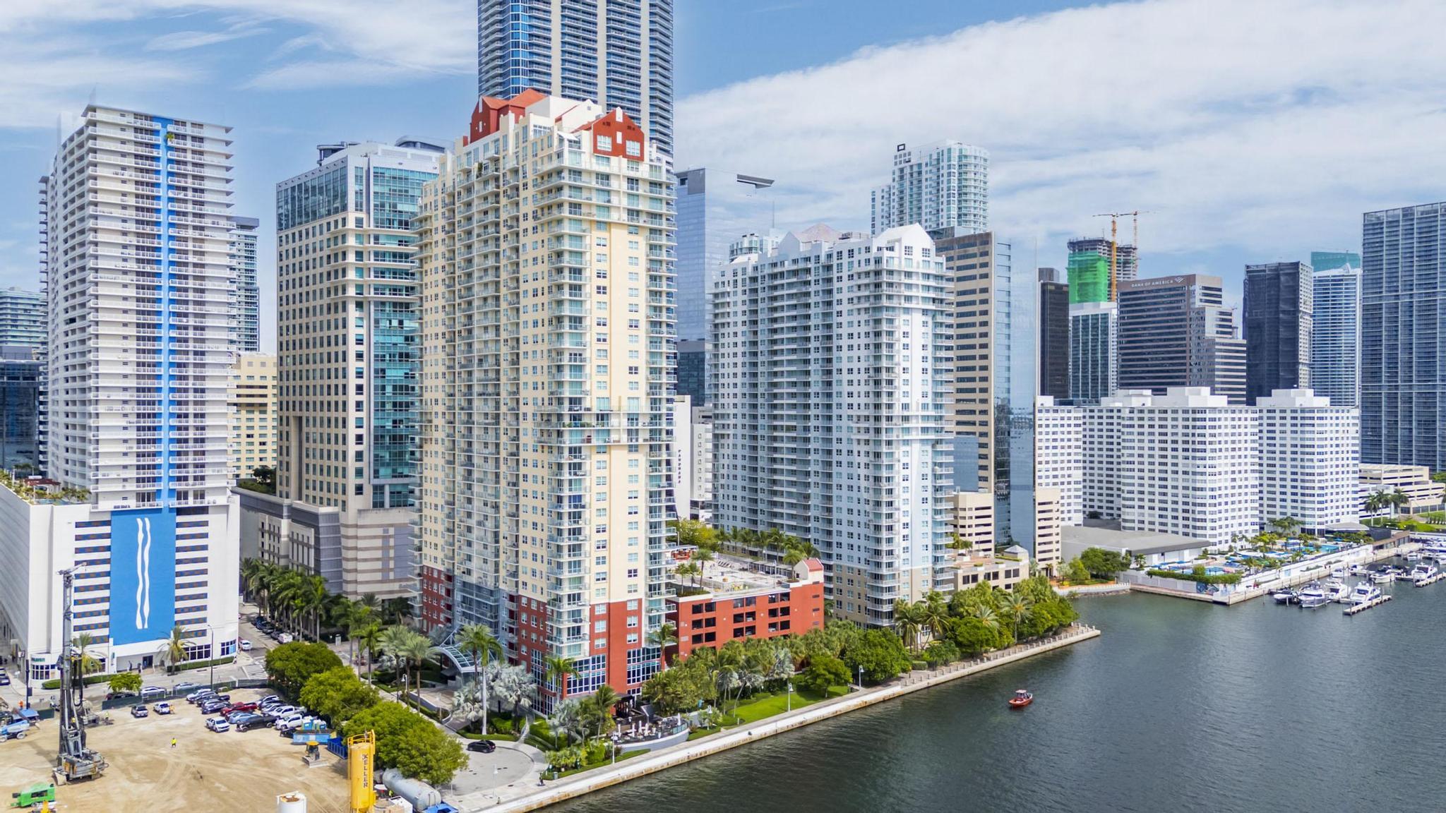 image The Mark on Brickell49