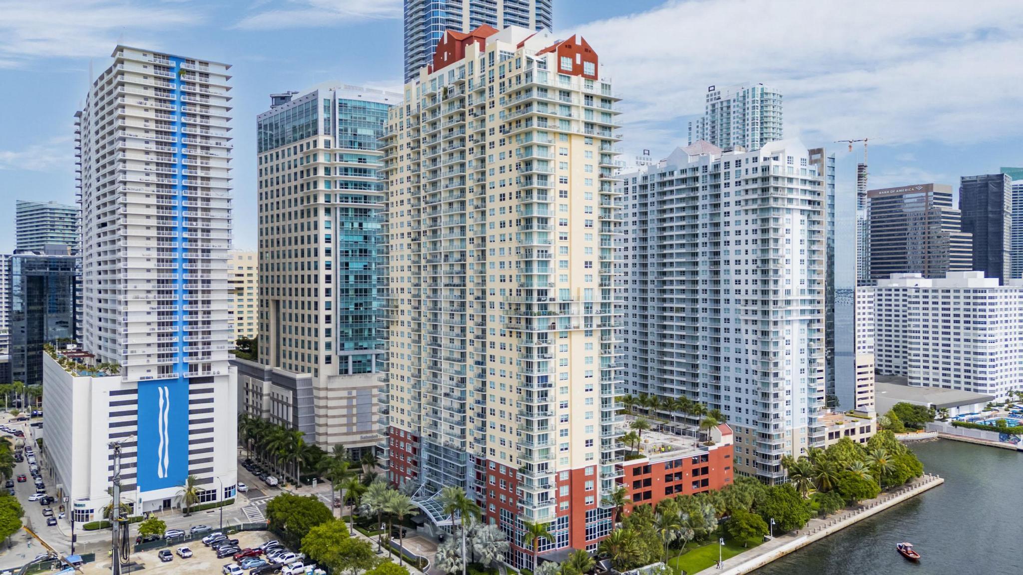 image The Mark on Brickell57