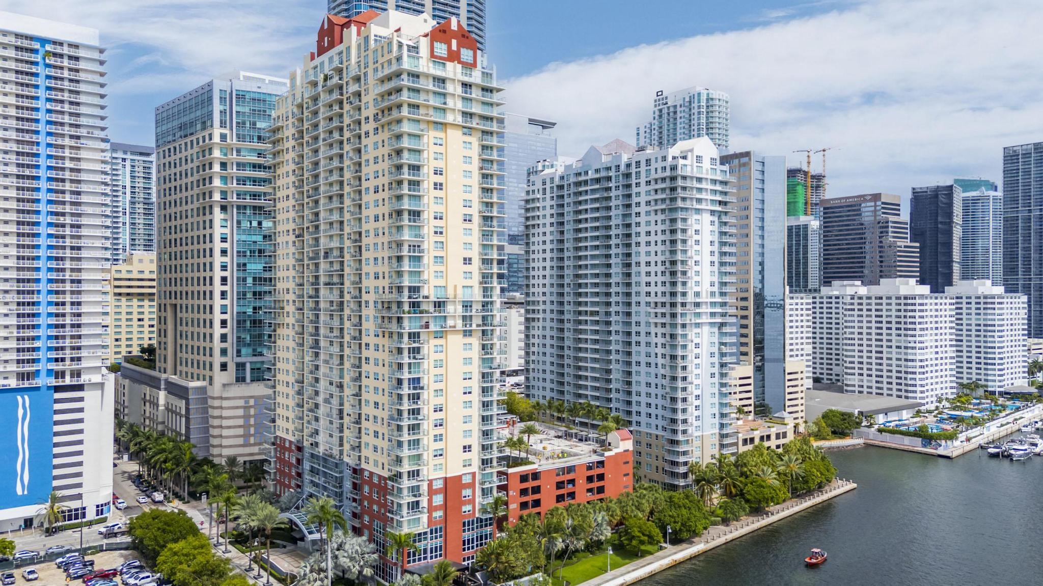image The Mark on Brickell61
