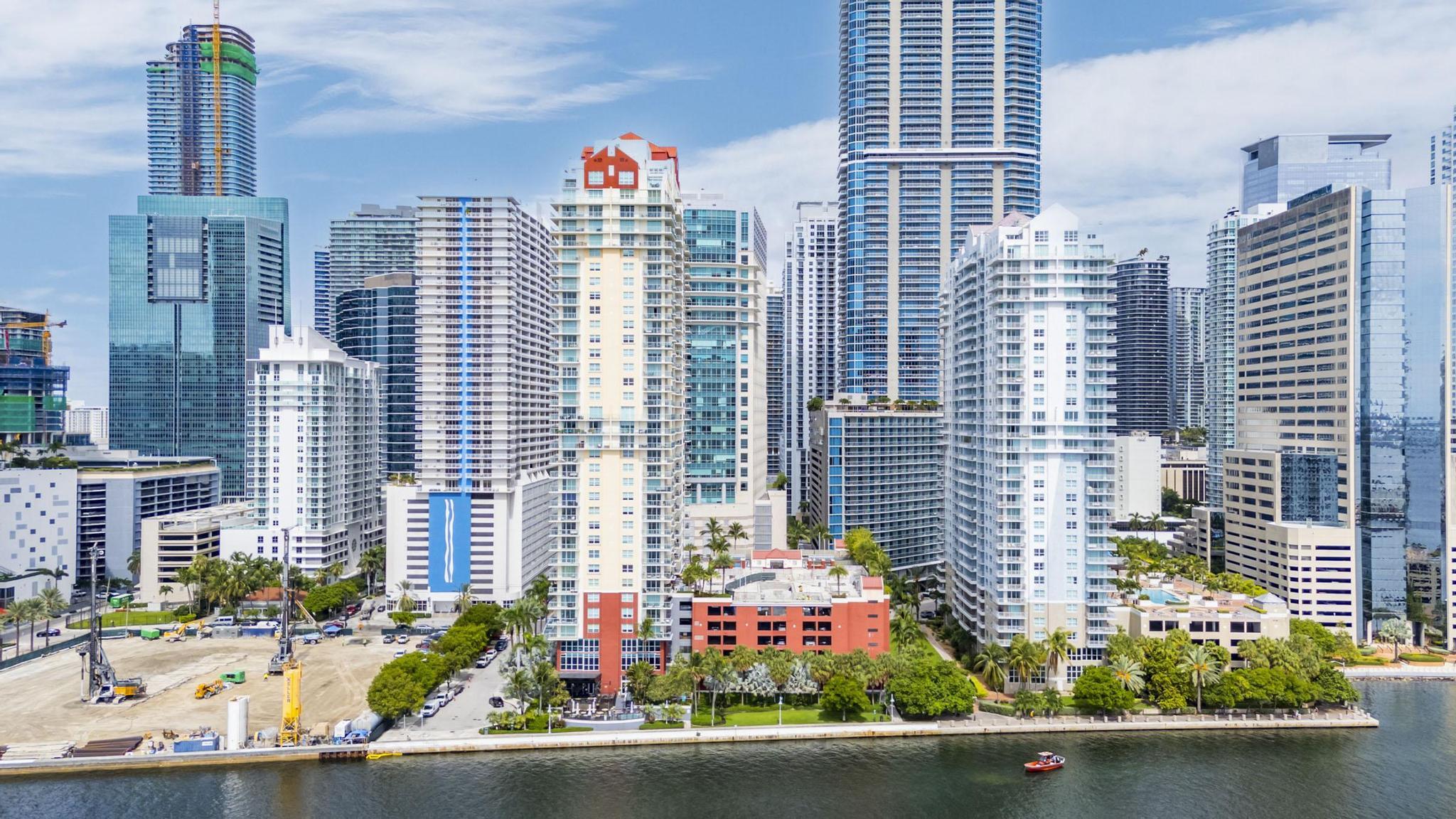 image The Mark on Brickell62