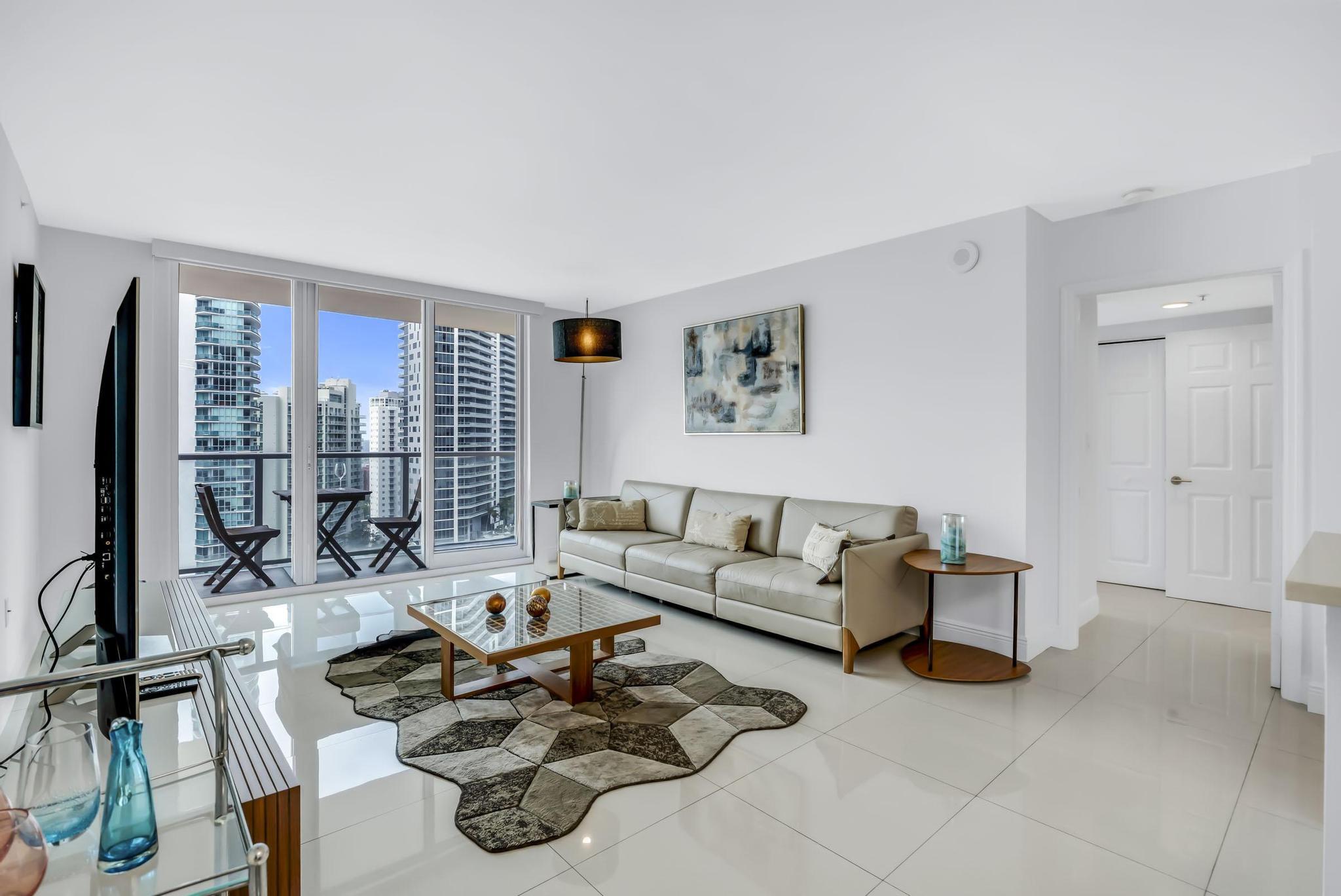 image The Mark on Brickell7