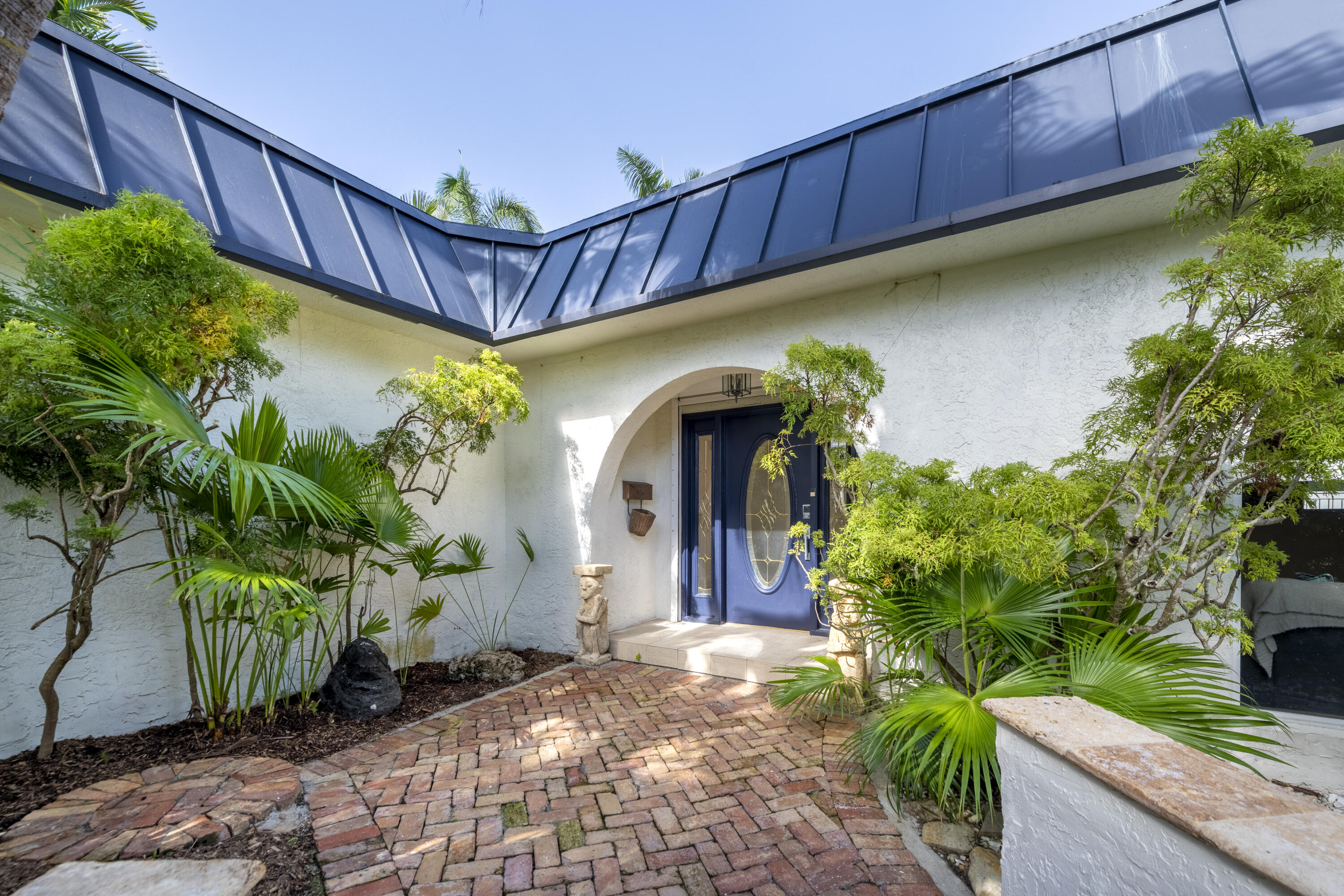 2314 Desota Dr