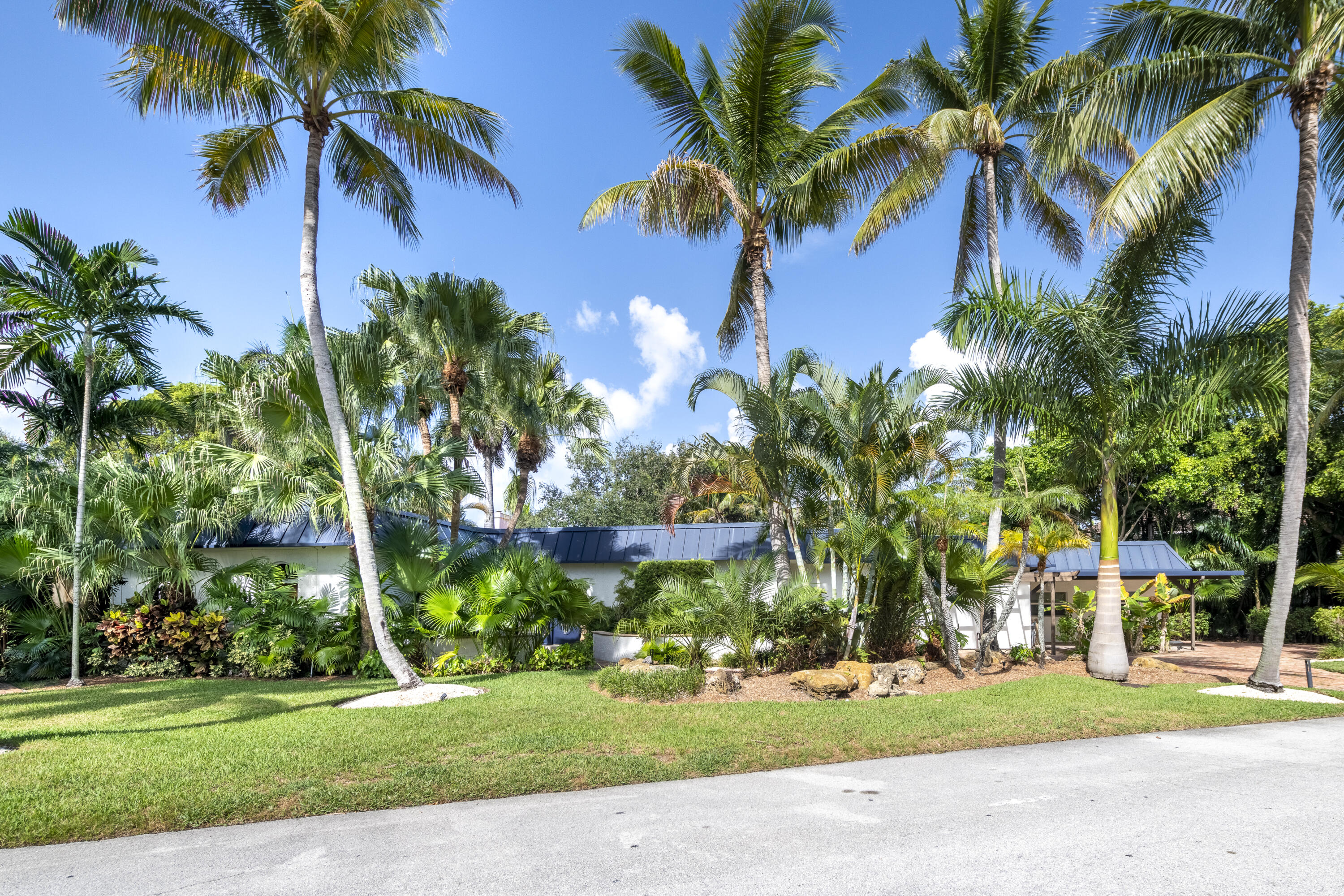 2314 Desota Dr Fort Lauderdale, FL 33301