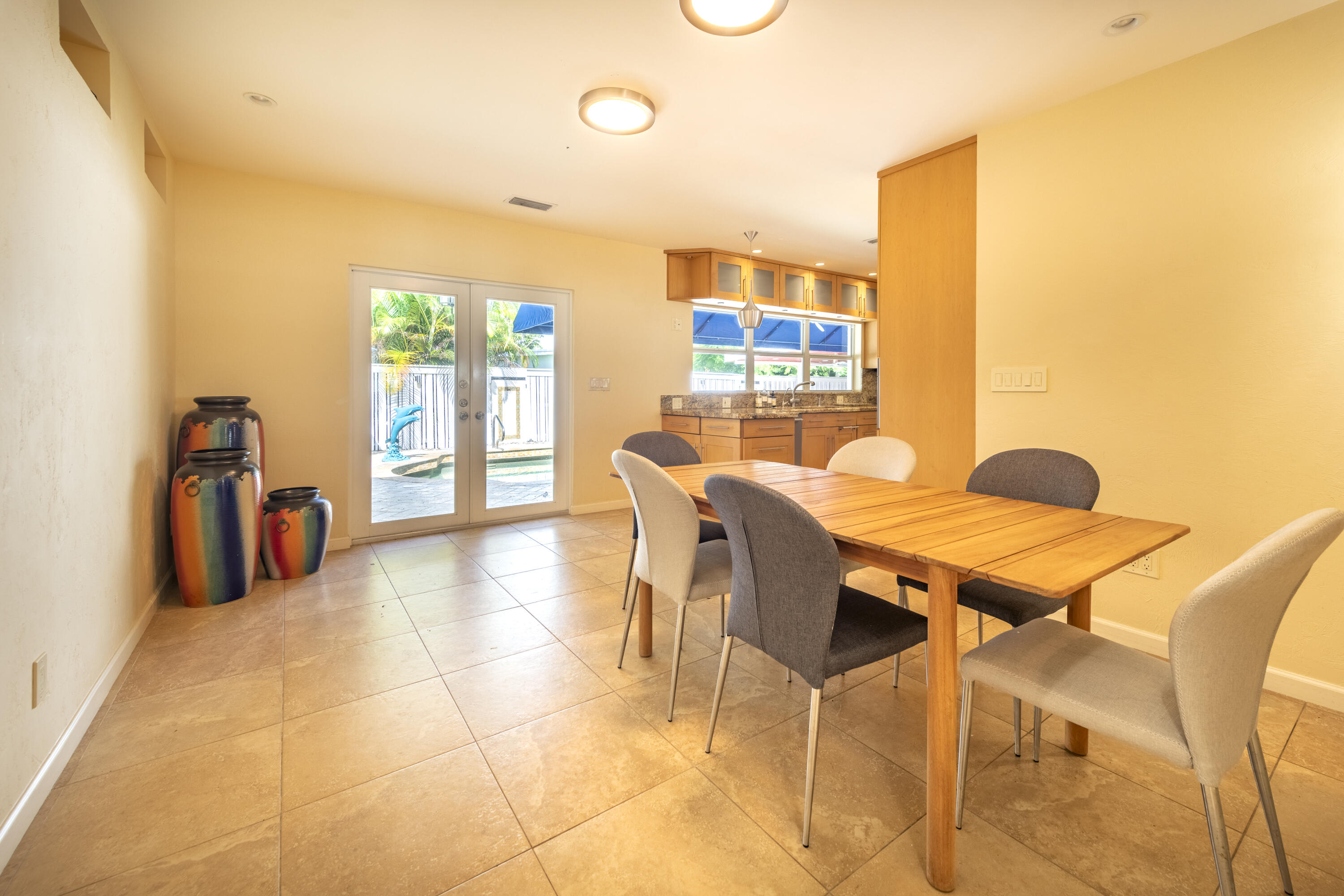 2314 Desota Dr Fort Lauderdale, FL 33301