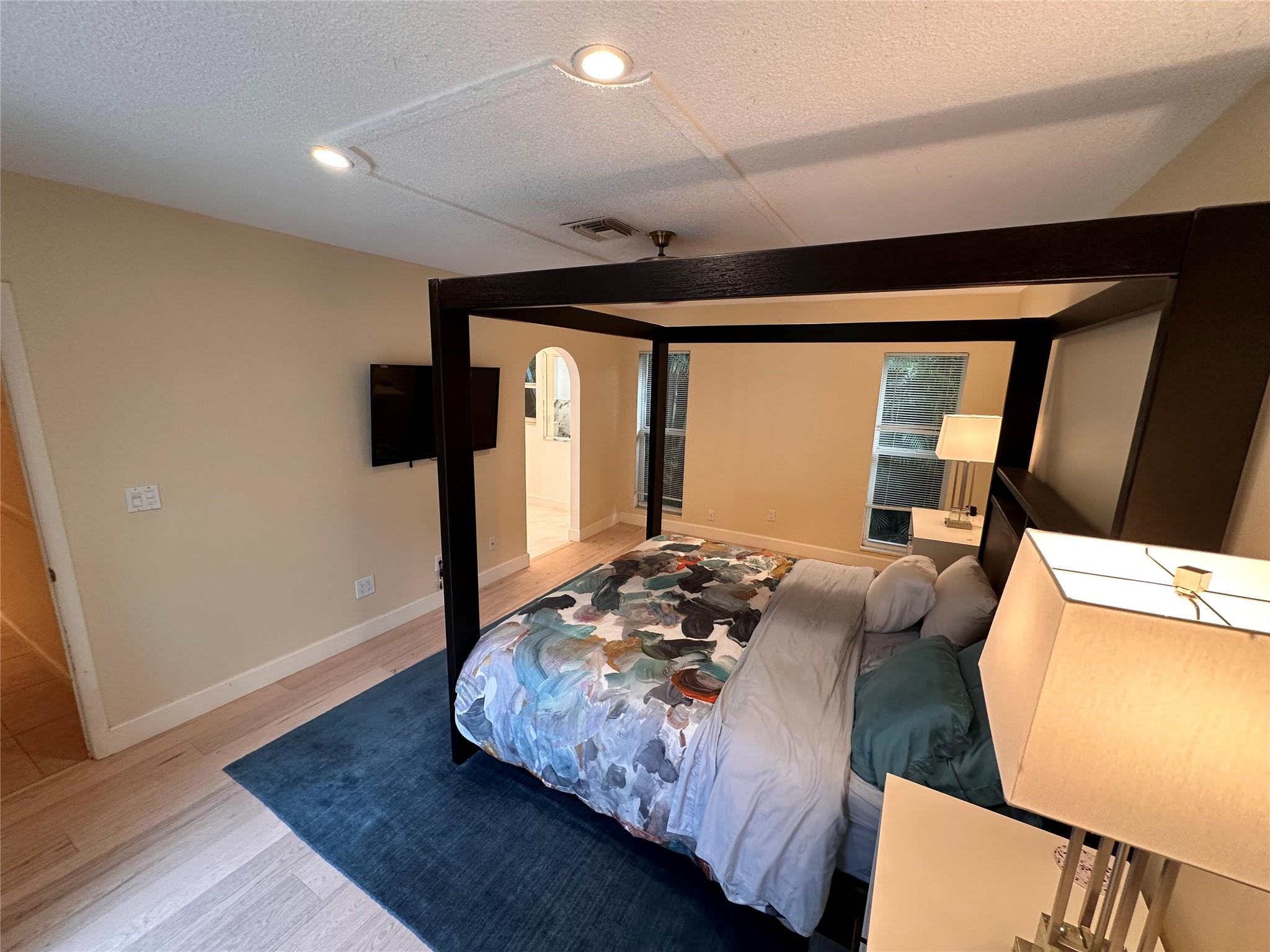 2314 Desota Dr Fort Lauderdale, FL 33301
