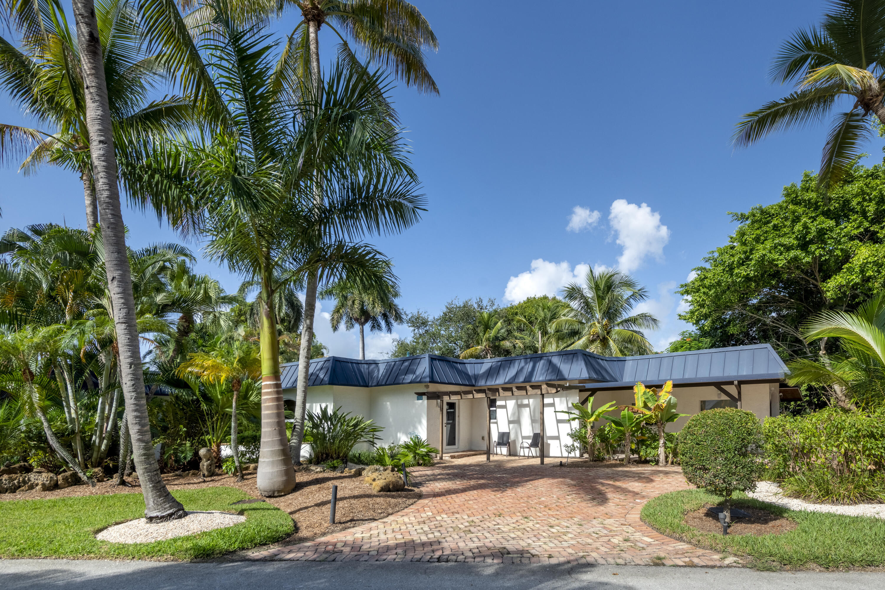 2314 Desota Dr Fort Lauderdale, FL 33301