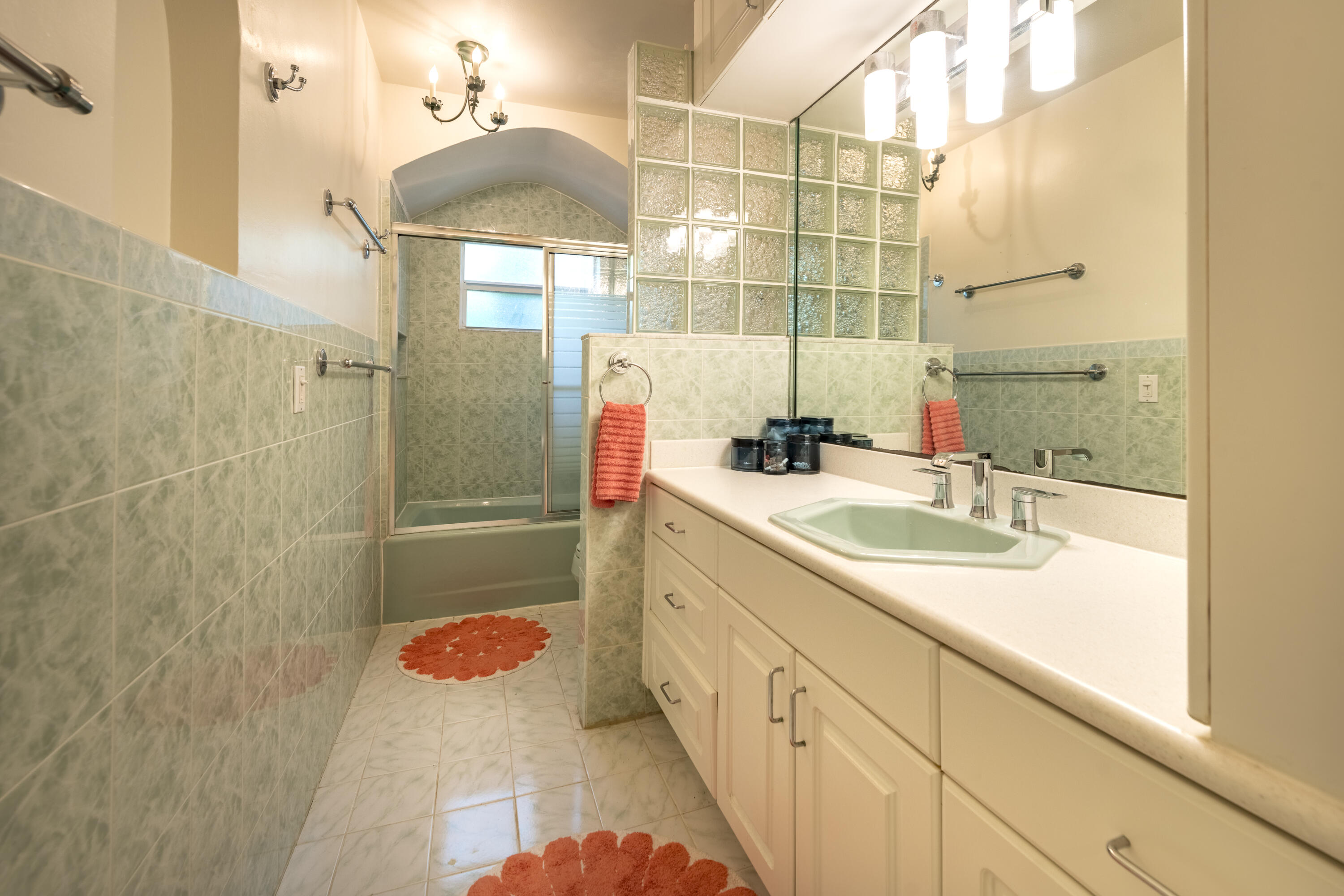 2314 Desota Dr Fort Lauderdale, FL 33301