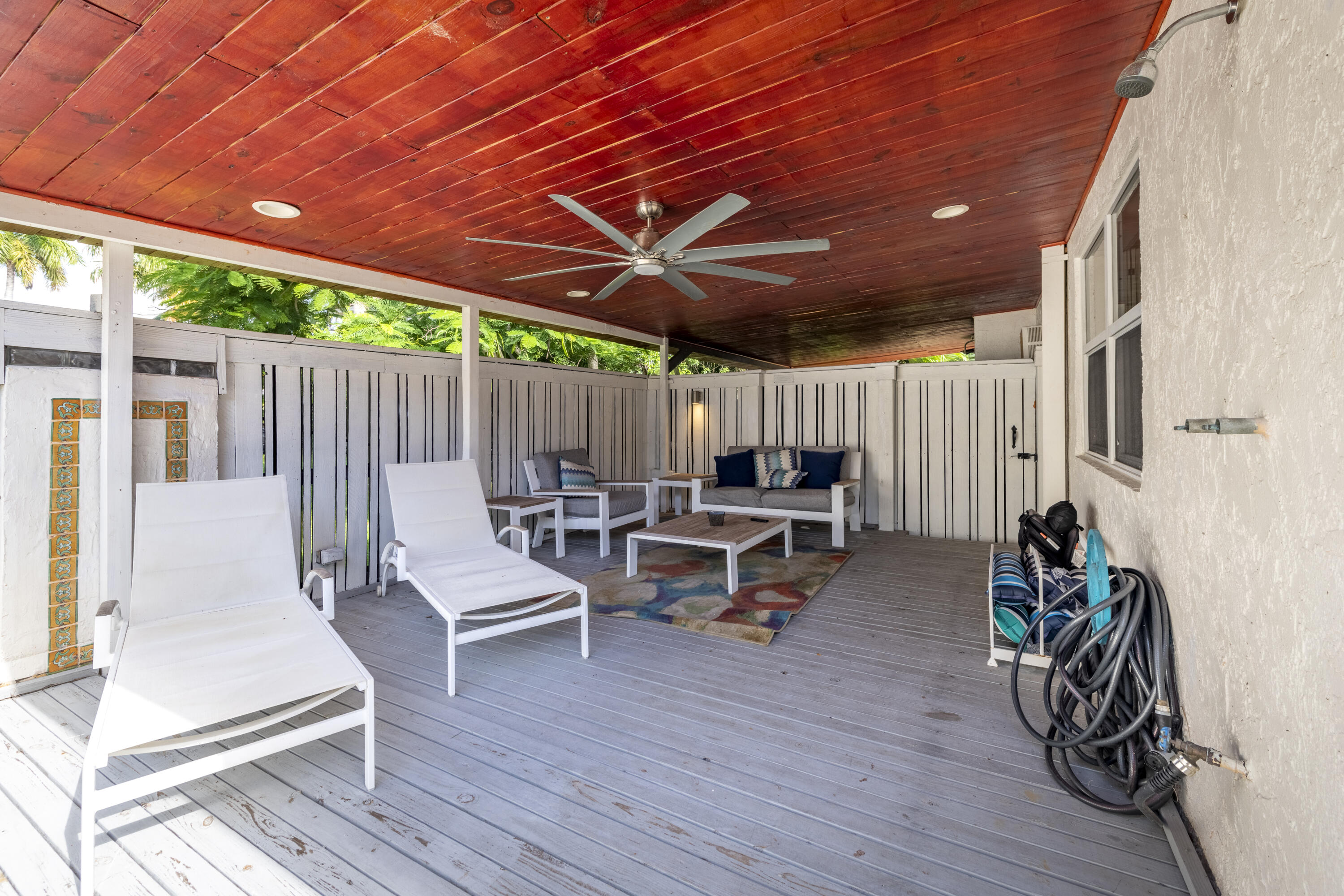 2314 Desota Dr Fort Lauderdale, FL 33301