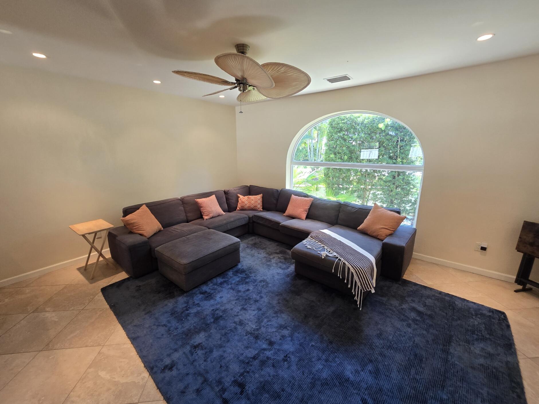 2314 Desota Dr Fort Lauderdale, FL 33301
