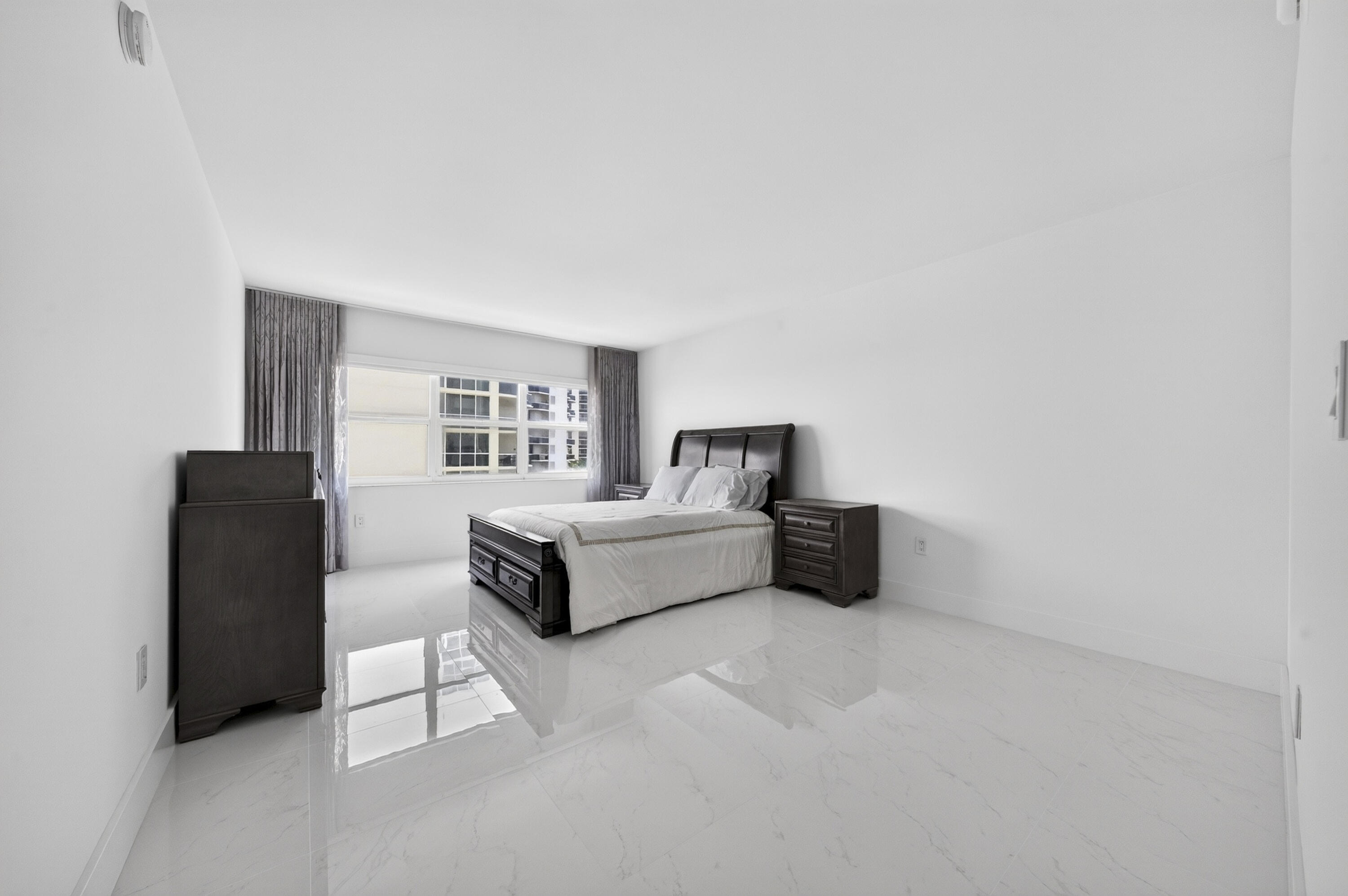 3400 Galt Ocean Dr #606S Fort Lauderdale, FL 33308
